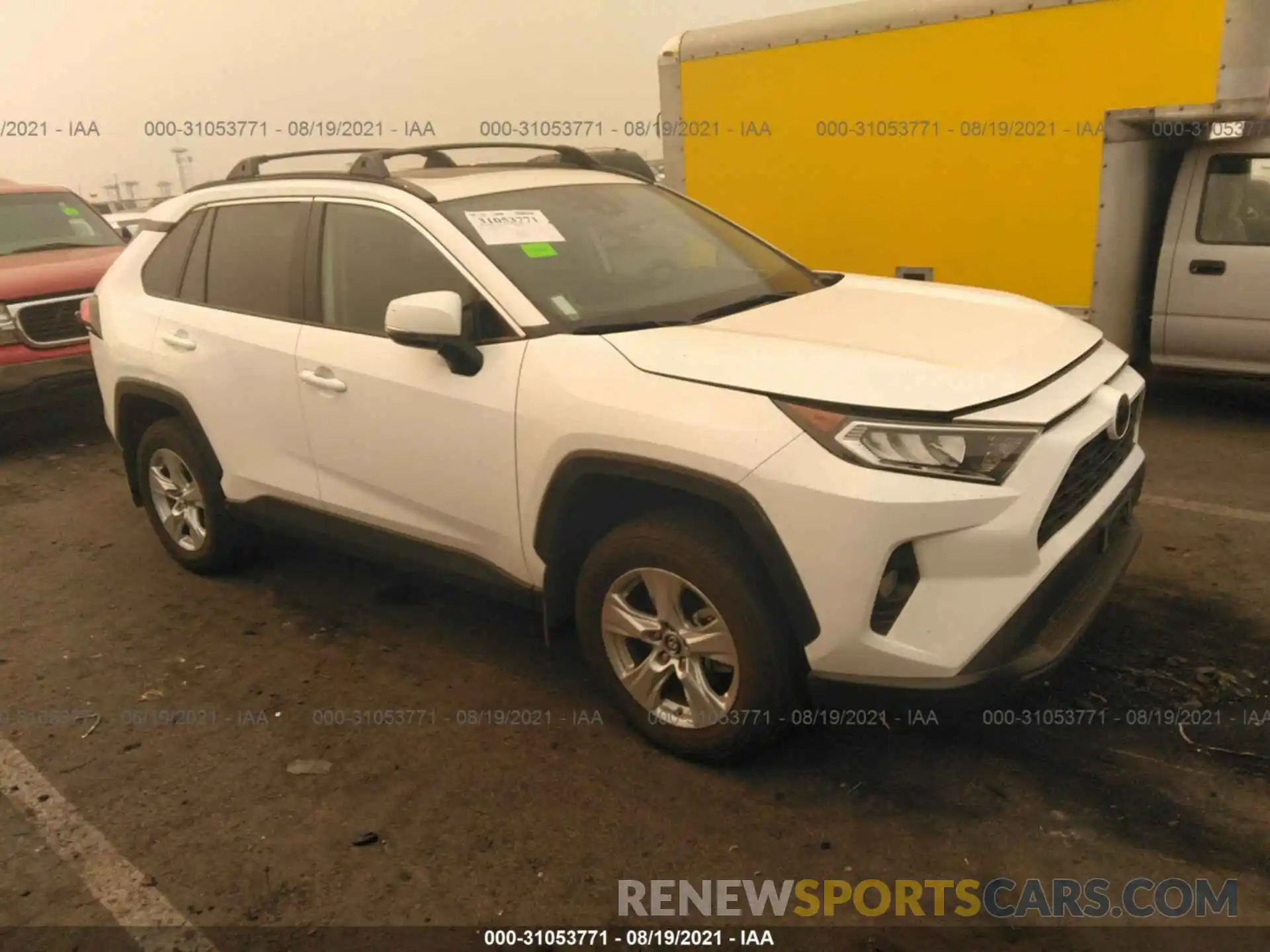 1 Фотография поврежденного автомобиля 2T3P1RFV6KC010907 TOYOTA RAV4 2019