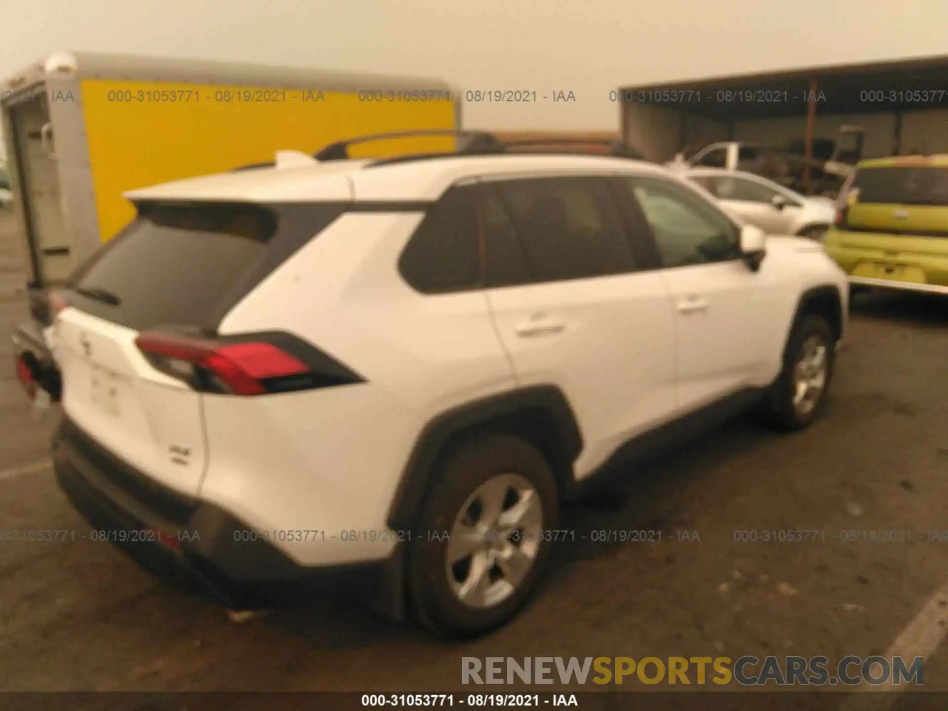 4 Photograph of a damaged car 2T3P1RFV6KC010907 TOYOTA RAV4 2019