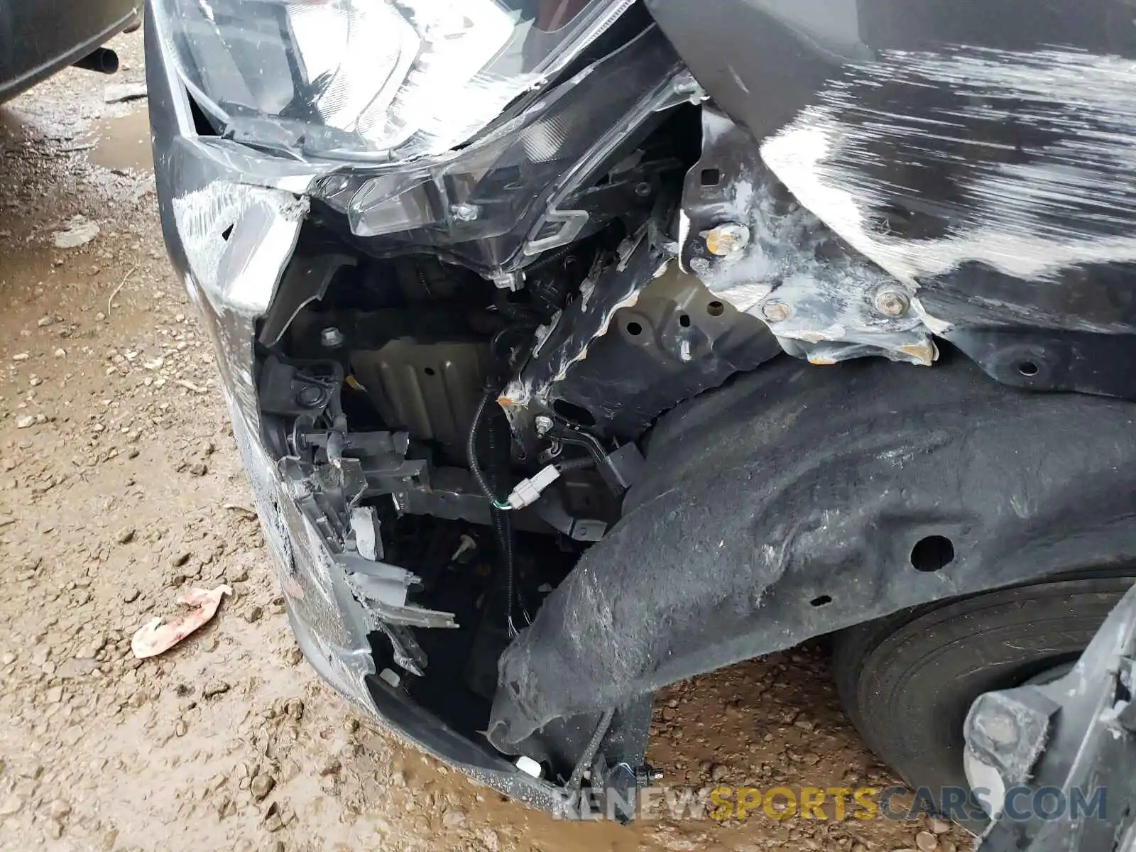 9 Photograph of a damaged car 2T3P1RFV6KC015489 TOYOTA RAV4 2019