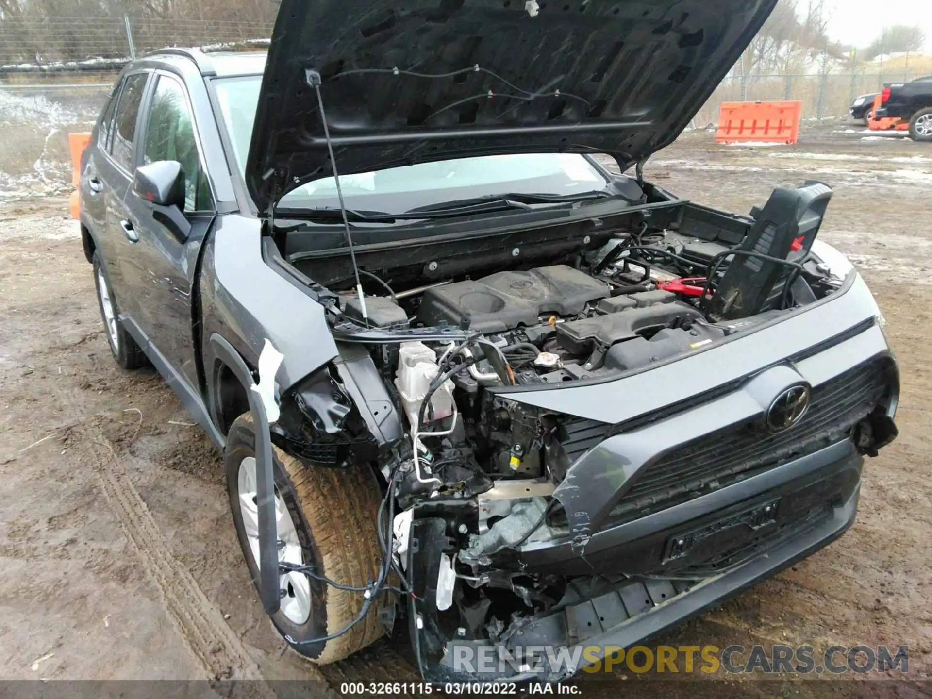 6 Photograph of a damaged car 2T3P1RFV6KC018179 TOYOTA RAV4 2019