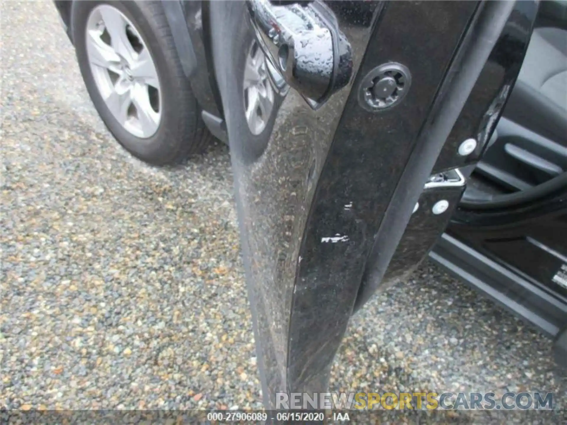 5 Photograph of a damaged car 2T3P1RFV6KC028517 TOYOTA RAV4 2019