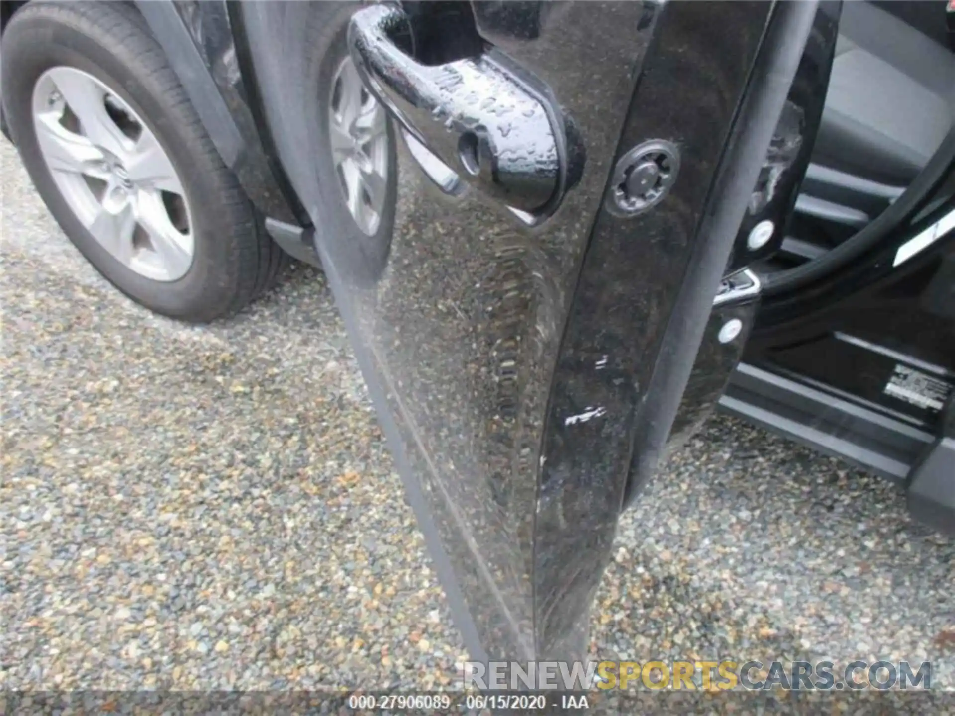 6 Photograph of a damaged car 2T3P1RFV6KC028517 TOYOTA RAV4 2019