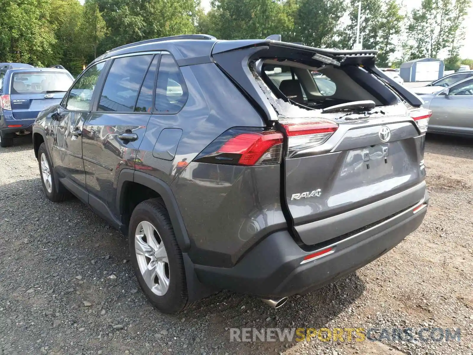 3 Фотография поврежденного автомобиля 2T3P1RFV6KC032065 TOYOTA RAV4 2019