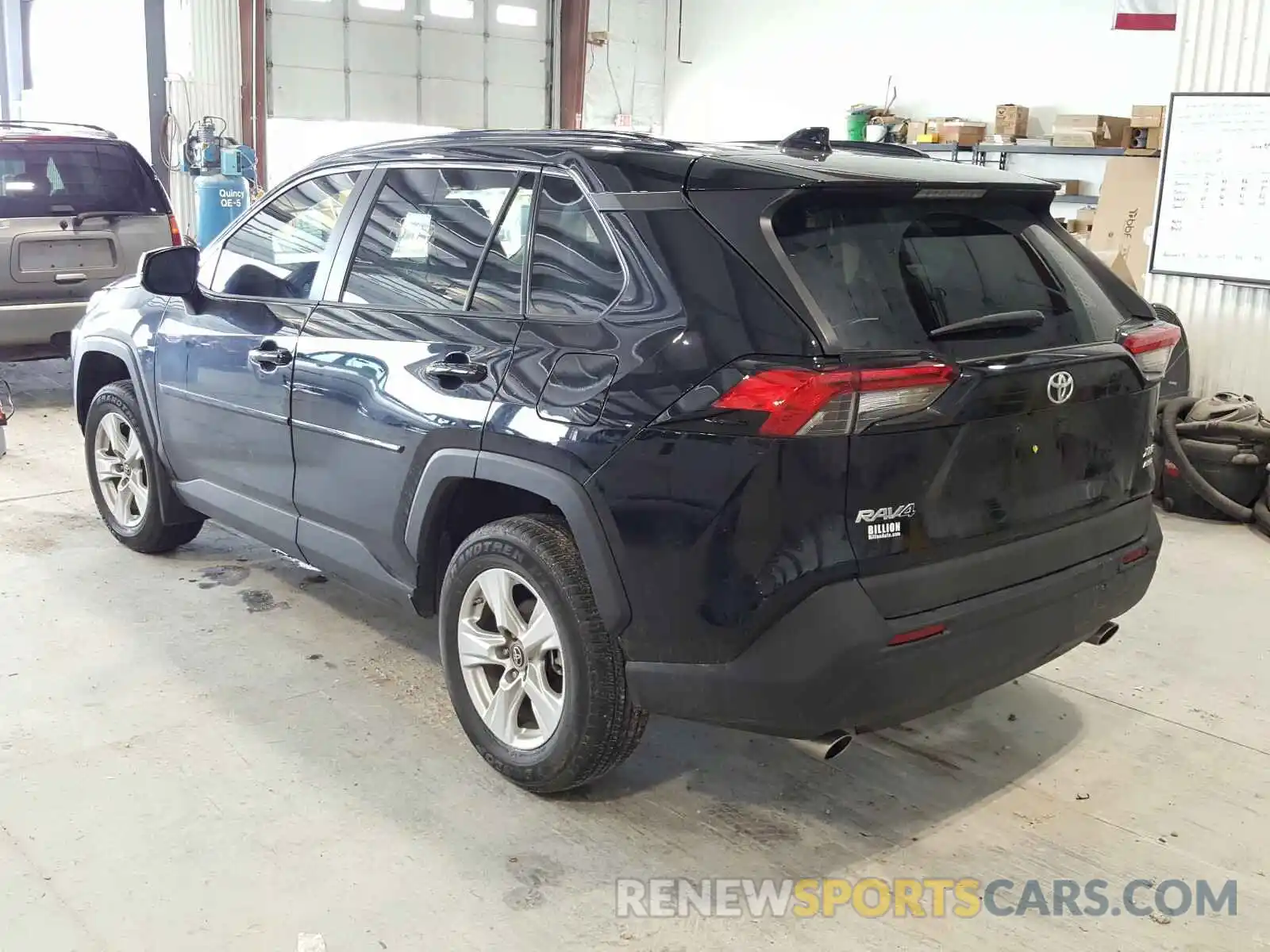 3 Фотография поврежденного автомобиля 2T3P1RFV6KC032647 TOYOTA RAV4 2019