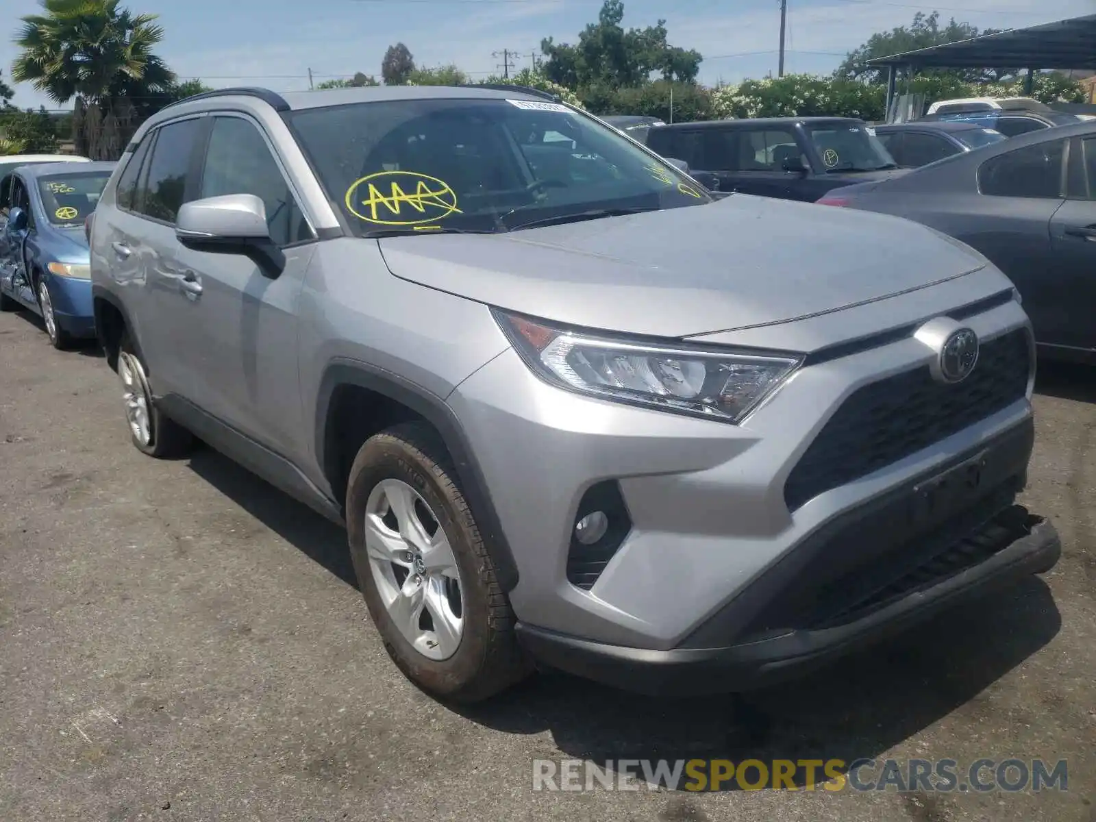 1 Photograph of a damaged car 2T3P1RFV6KC043180 TOYOTA RAV4 2019