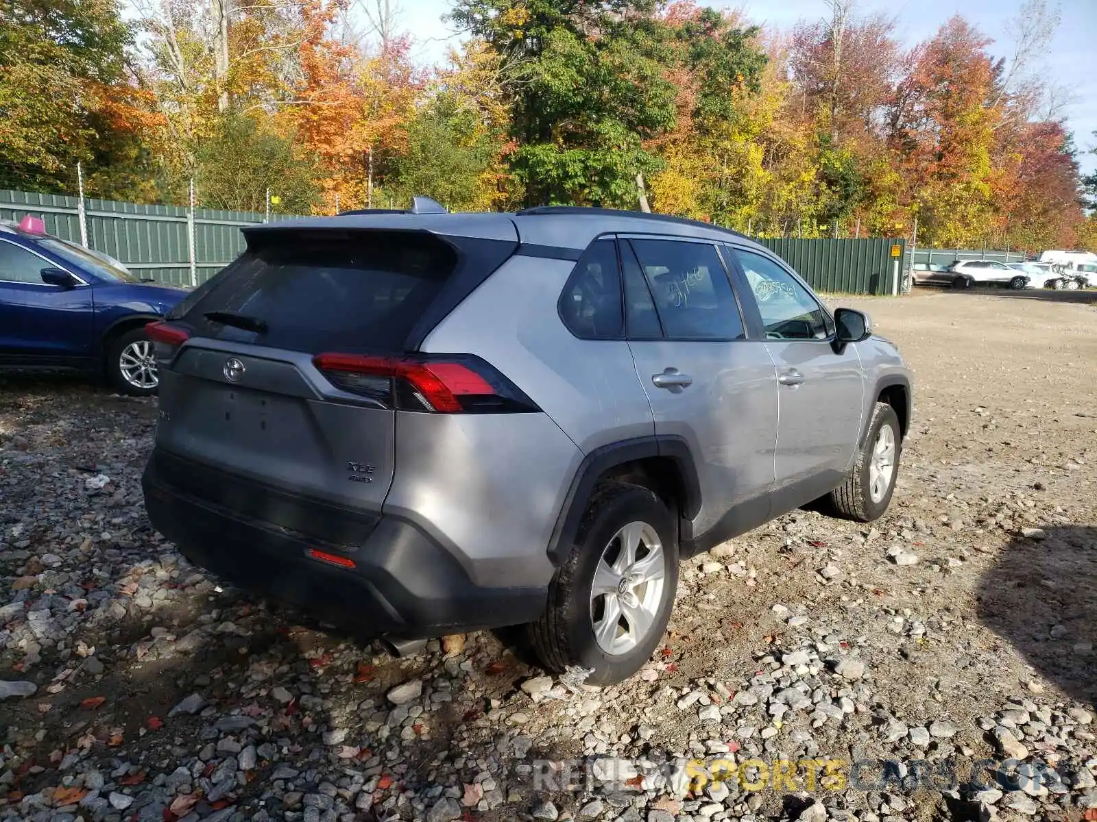 4 Photograph of a damaged car 2T3P1RFV6KC049495 TOYOTA RAV4 2019