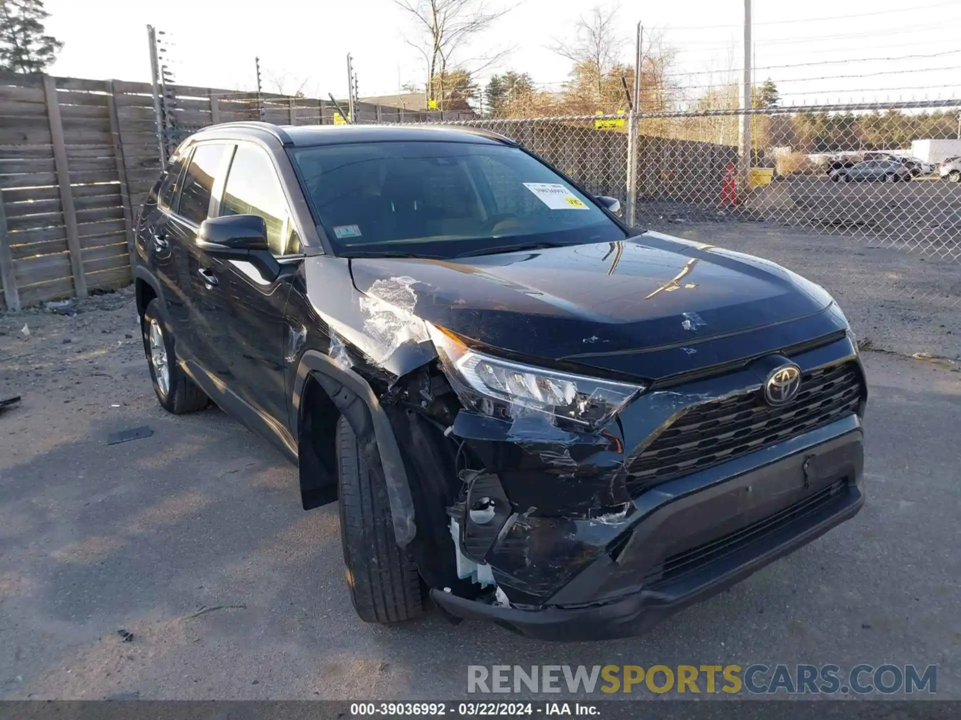 1 Photograph of a damaged car 2T3P1RFV6KC058942 TOYOTA RAV4 2019