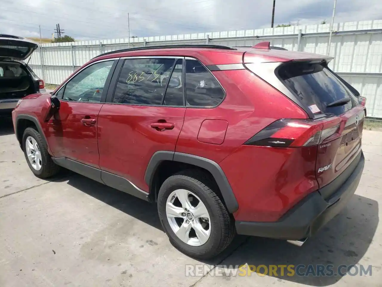 3 Photograph of a damaged car 2T3P1RFV6KW006337 TOYOTA RAV4 2019