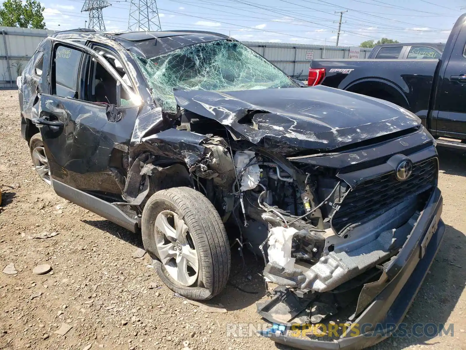 1 Photograph of a damaged car 2T3P1RFV6KW016222 TOYOTA RAV4 2019