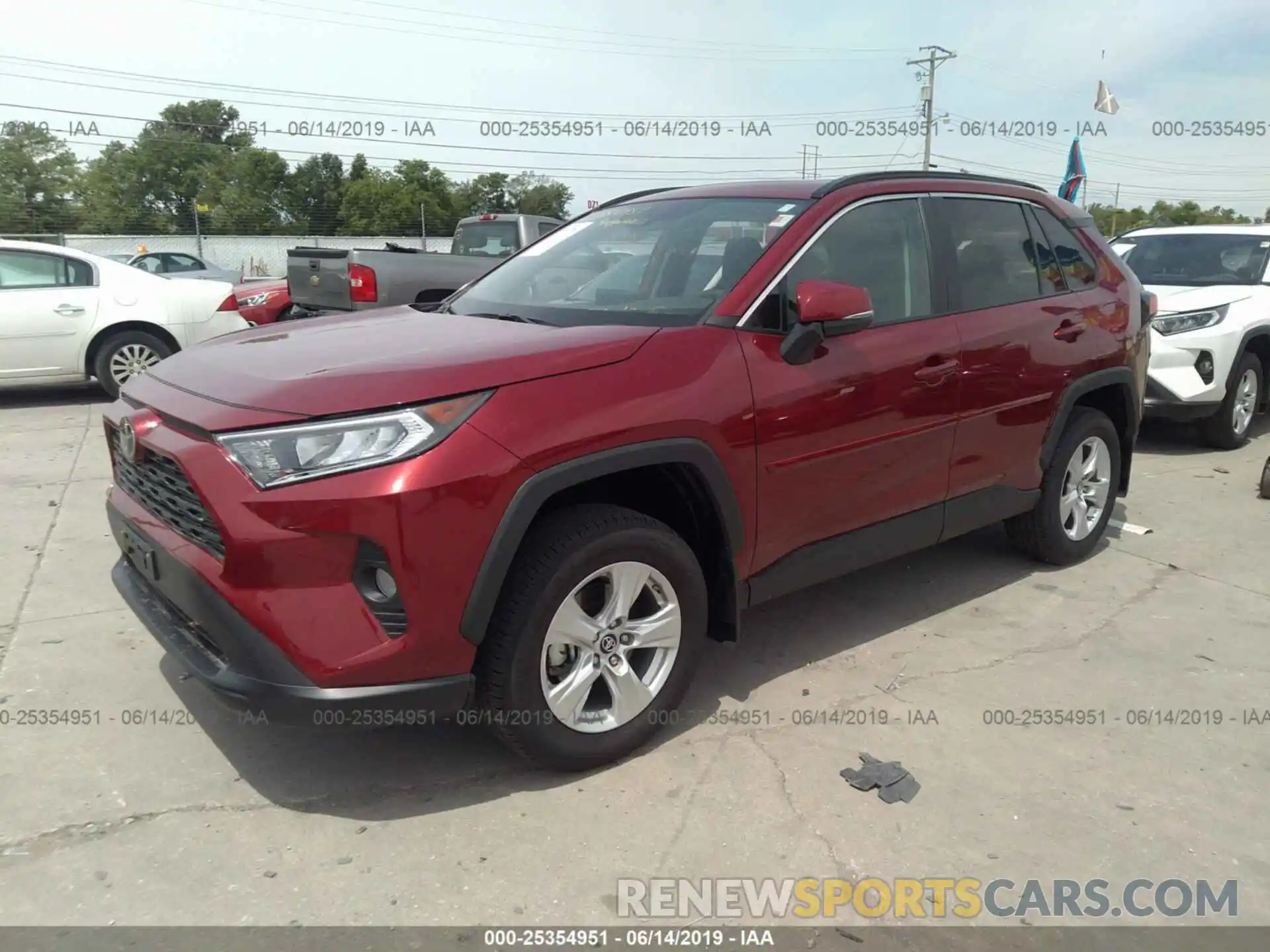 2 Фотография поврежденного автомобиля 2T3P1RFV6KW023056 TOYOTA RAV4 2019