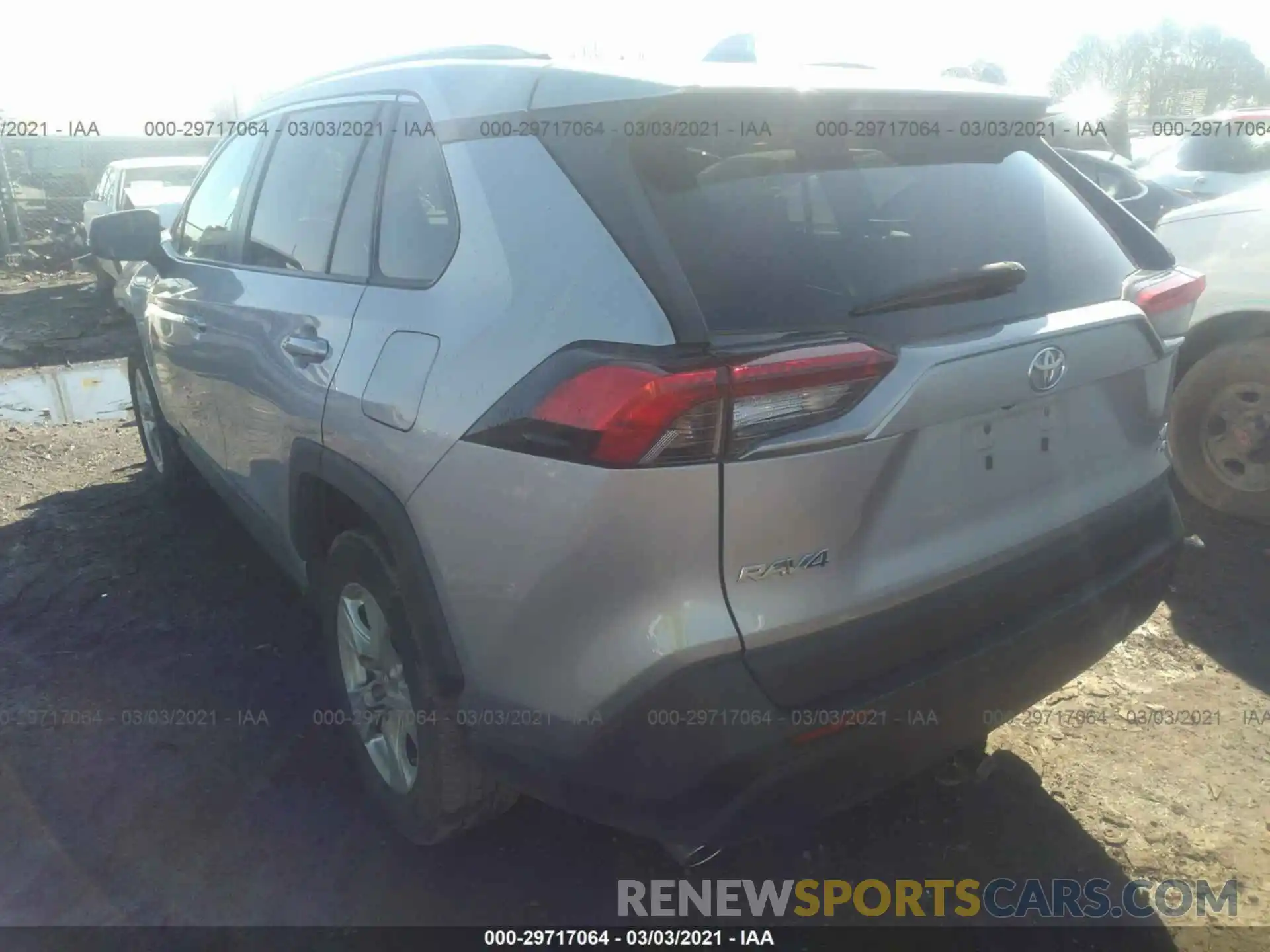 3 Фотография поврежденного автомобиля 2T3P1RFV6KW030542 TOYOTA RAV4 2019