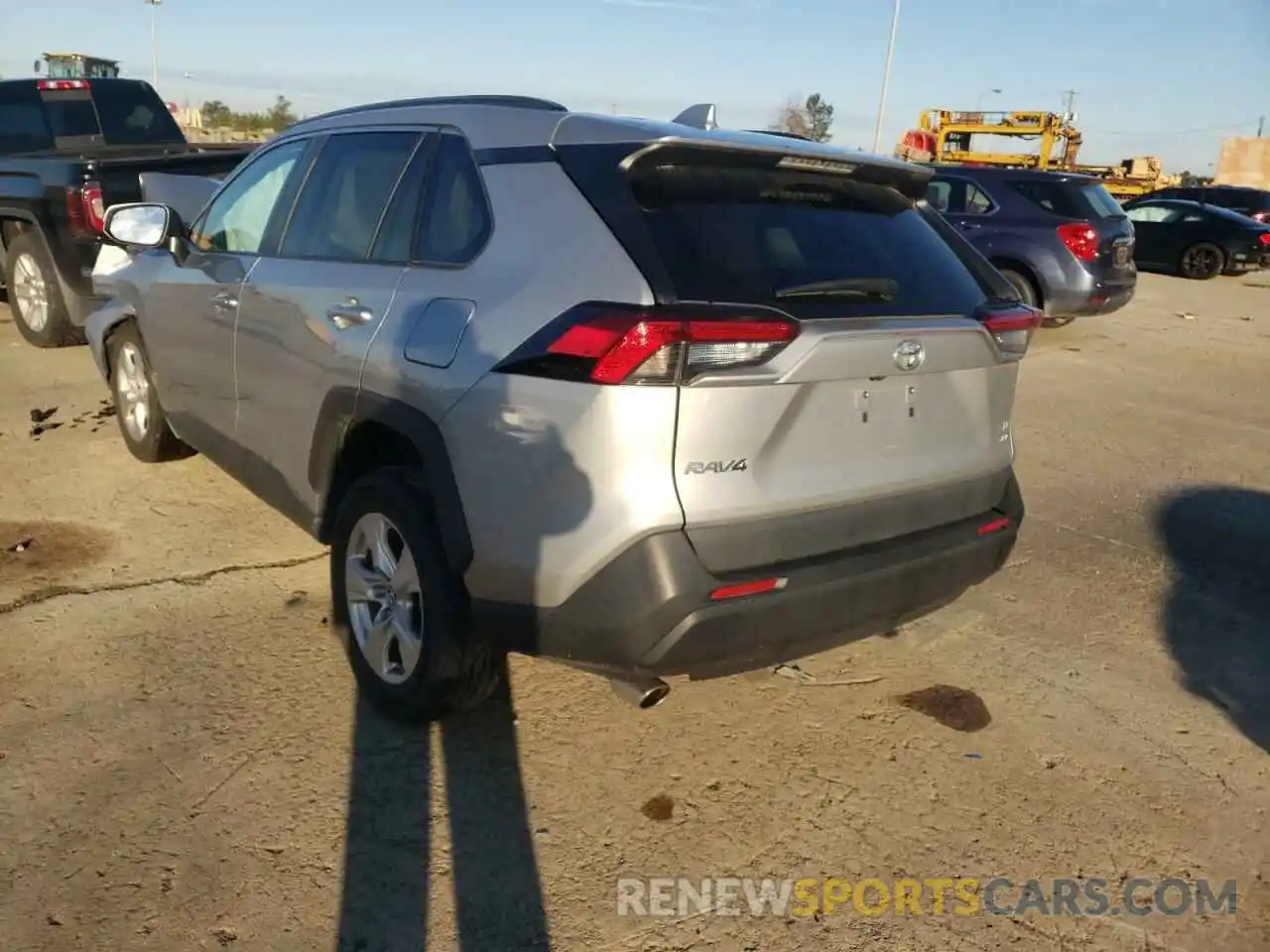 3 Photograph of a damaged car 2T3P1RFV6KW040794 TOYOTA RAV4 2019