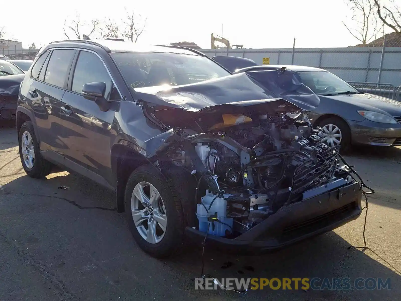 1 Photograph of a damaged car 2T3P1RFV6KW042609 TOYOTA RAV4 2019