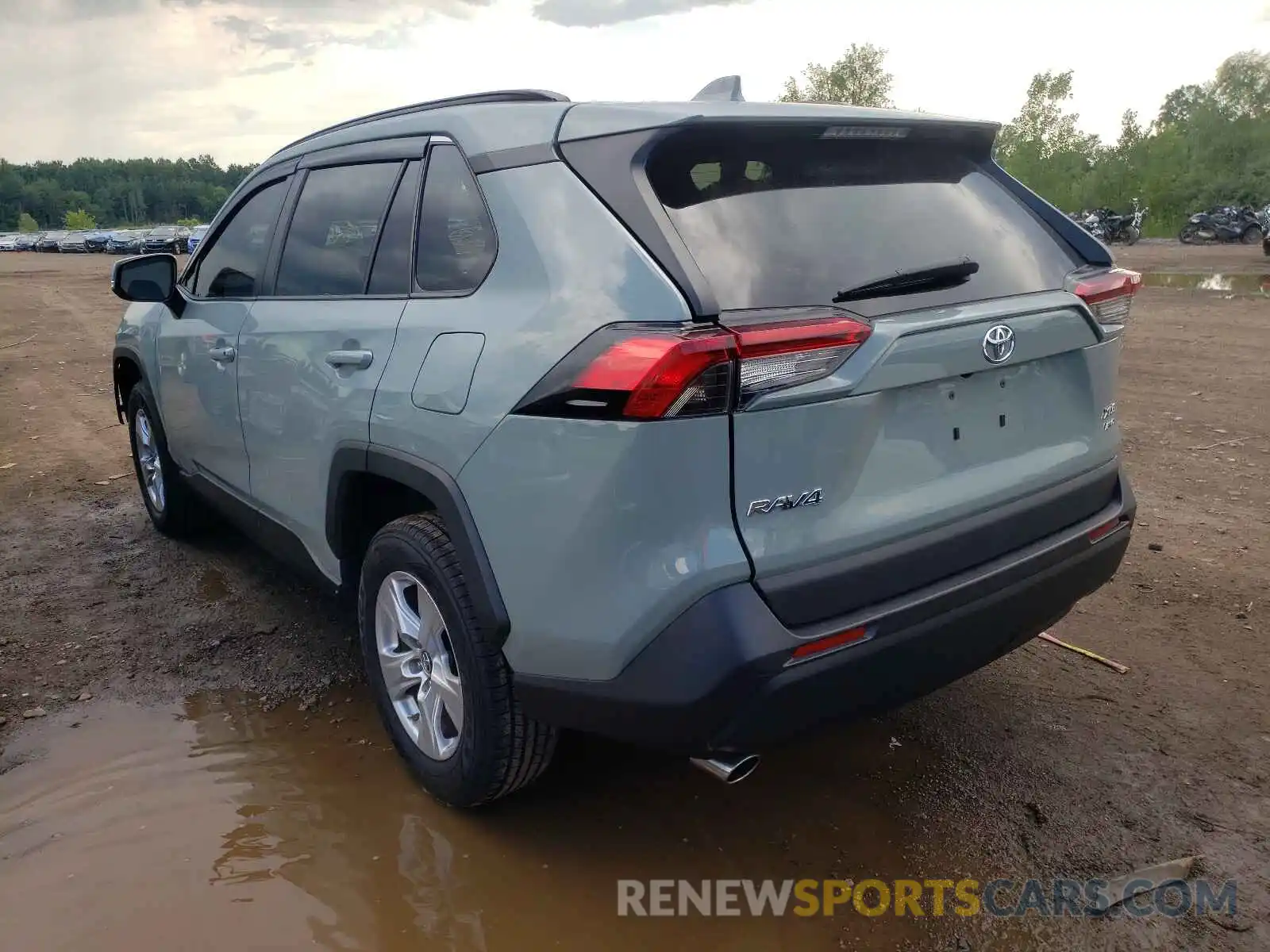 3 Photograph of a damaged car 2T3P1RFV6KW043341 TOYOTA RAV4 2019