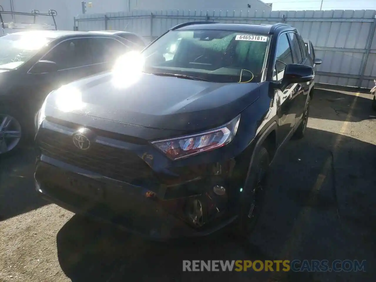 2 Фотография поврежденного автомобиля 2T3P1RFV6KW052458 TOYOTA RAV4 2019