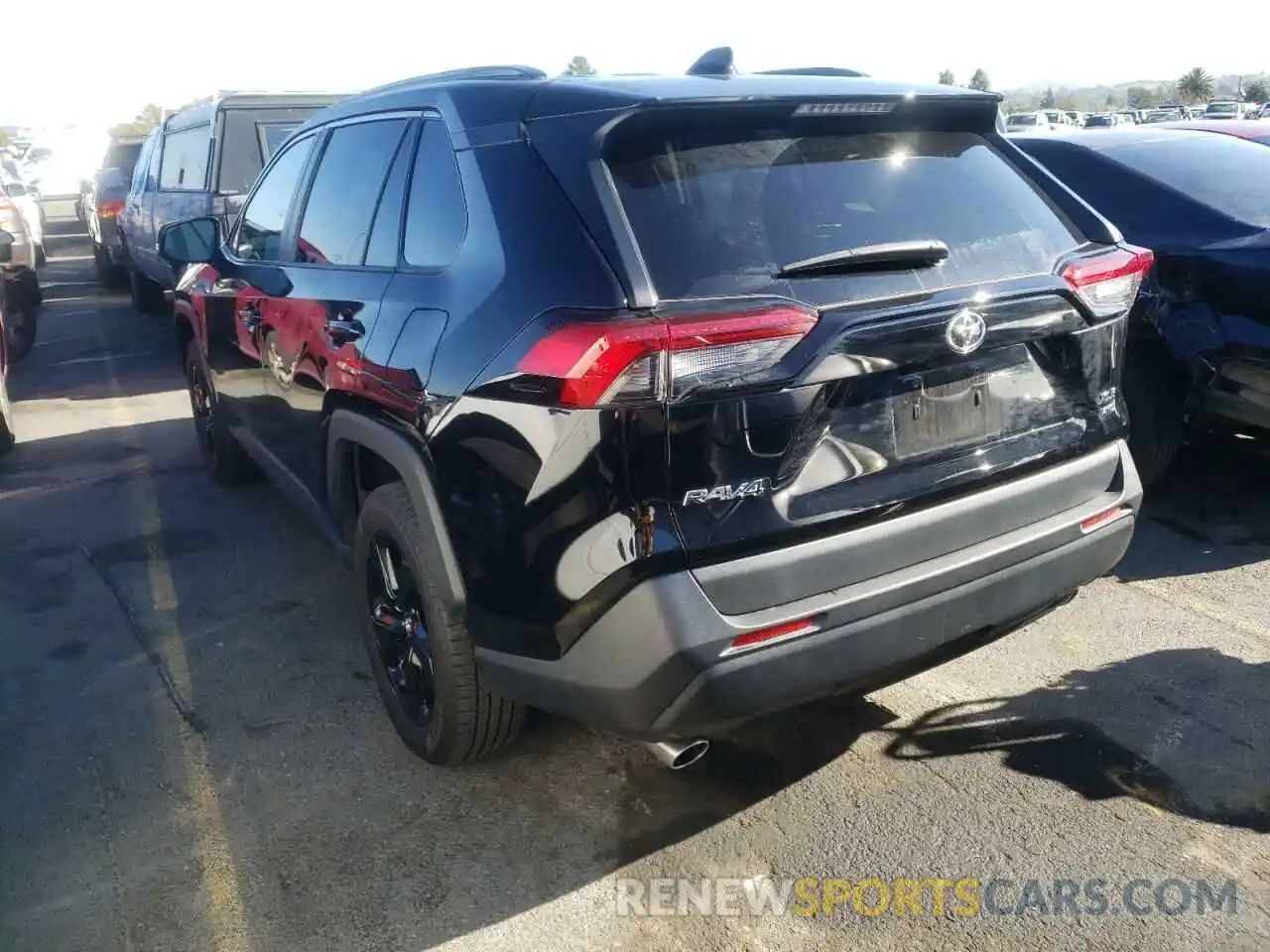 3 Photograph of a damaged car 2T3P1RFV6KW052458 TOYOTA RAV4 2019