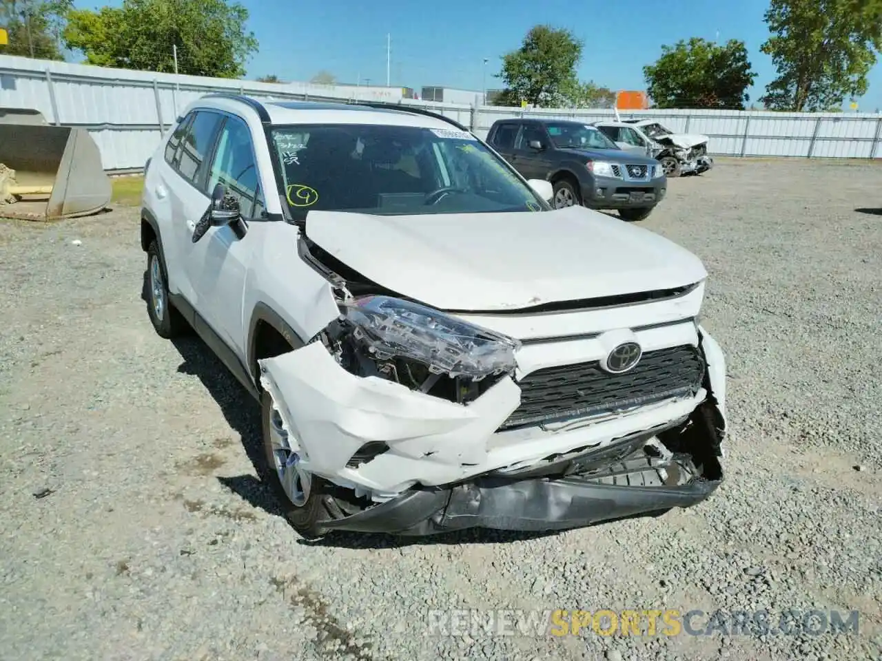 1 Photograph of a damaged car 2T3P1RFV6KW058499 TOYOTA RAV4 2019