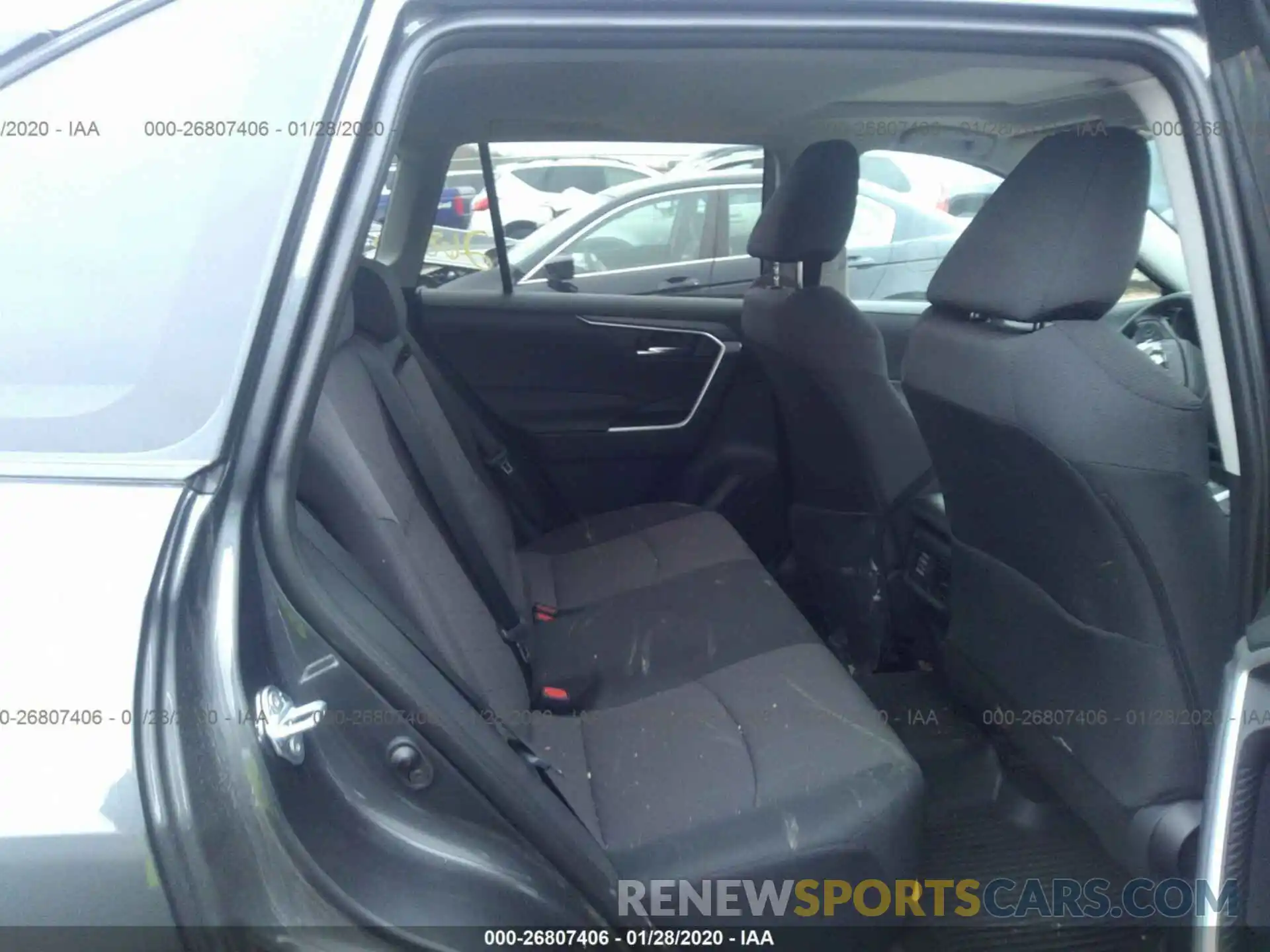 8 Photograph of a damaged car 2T3P1RFV6KW066411 TOYOTA RAV4 2019