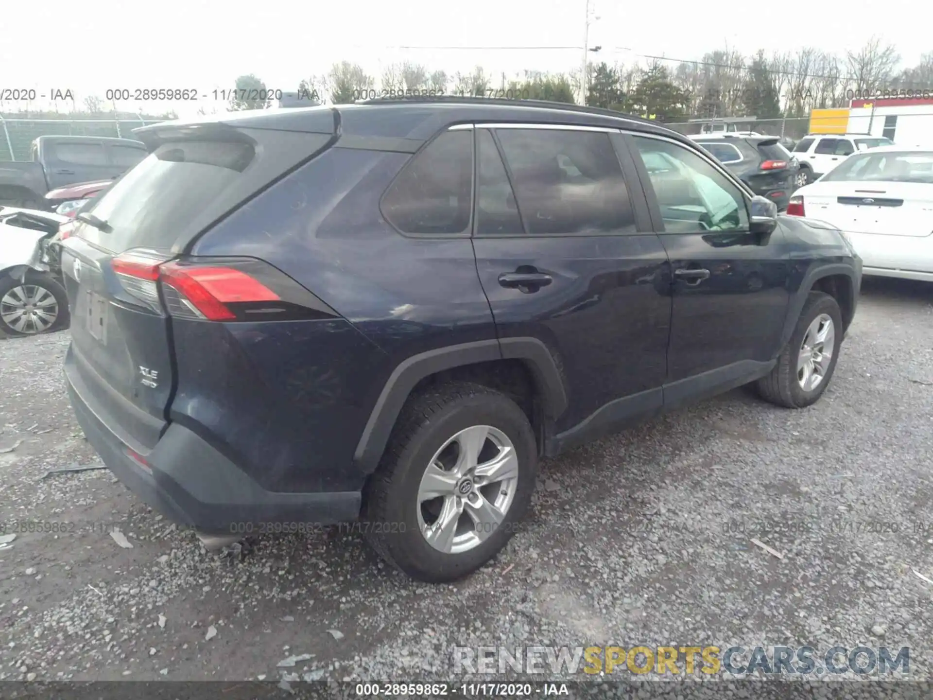 4 Photograph of a damaged car 2T3P1RFV6KW080907 TOYOTA RAV4 2019