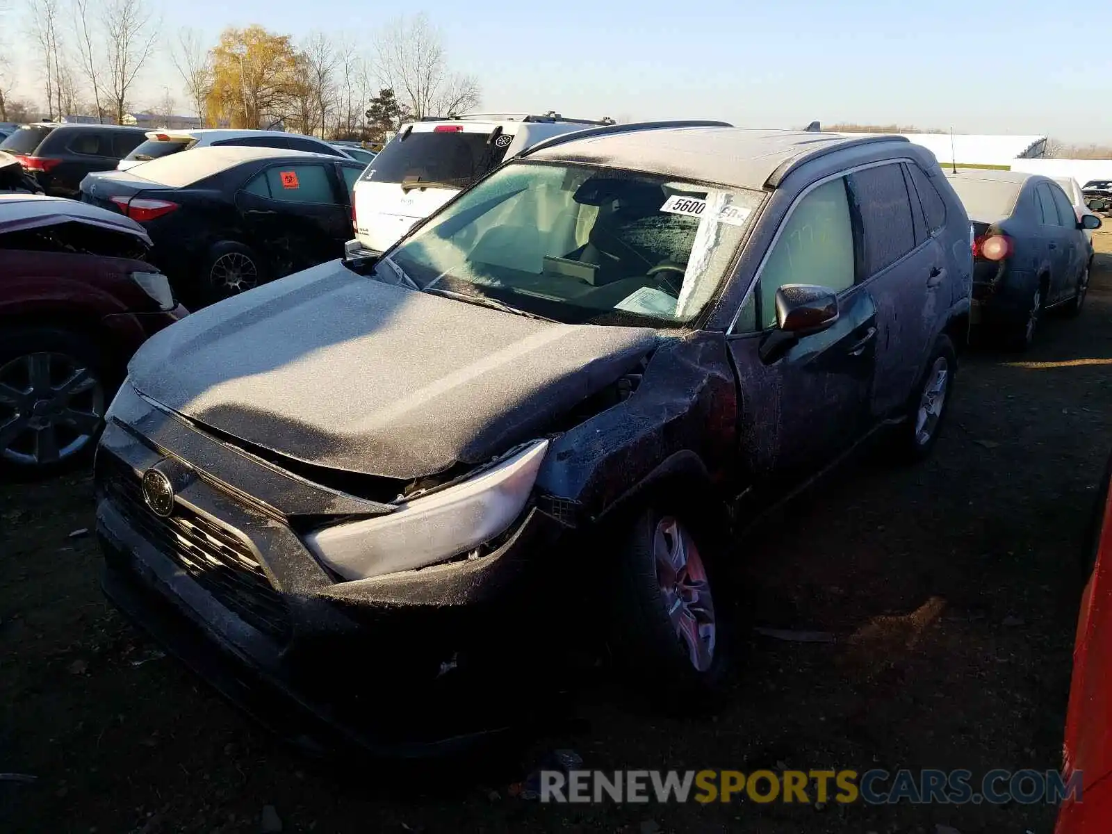 2 Photograph of a damaged car 2T3P1RFV6KW083015 TOYOTA RAV4 2019