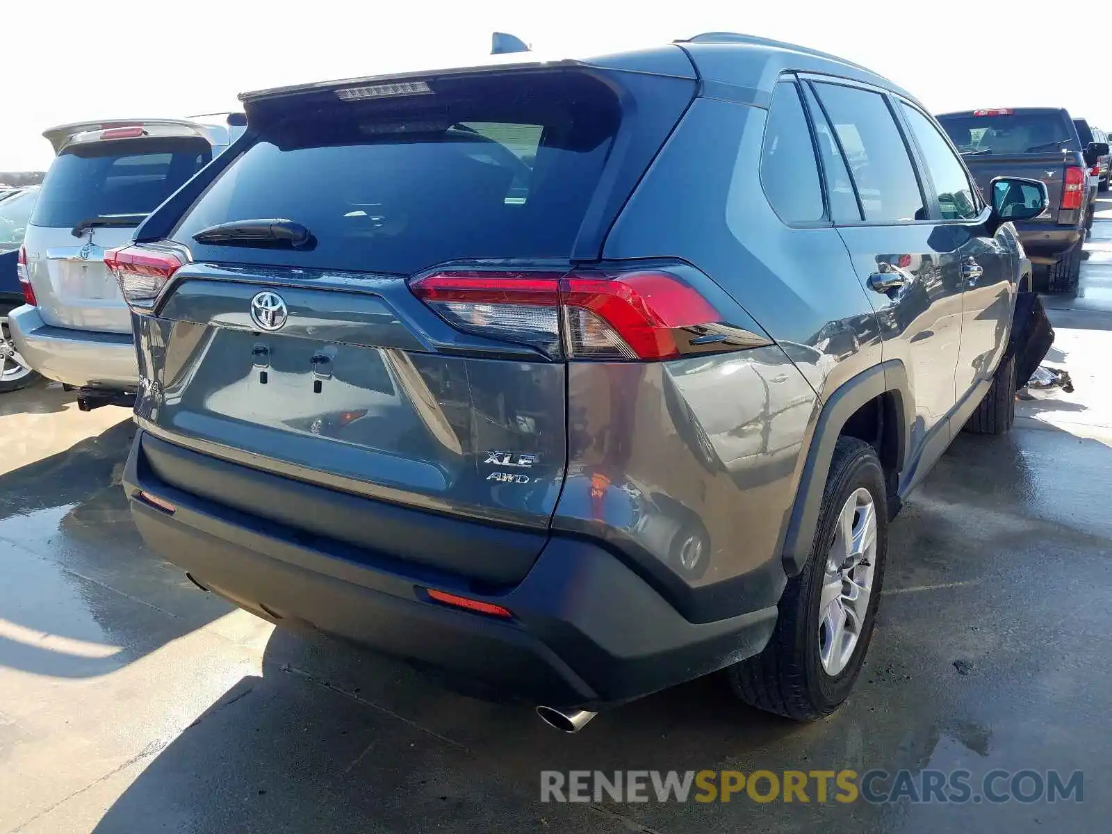 4 Photograph of a damaged car 2T3P1RFV7KC002881 TOYOTA RAV4 2019