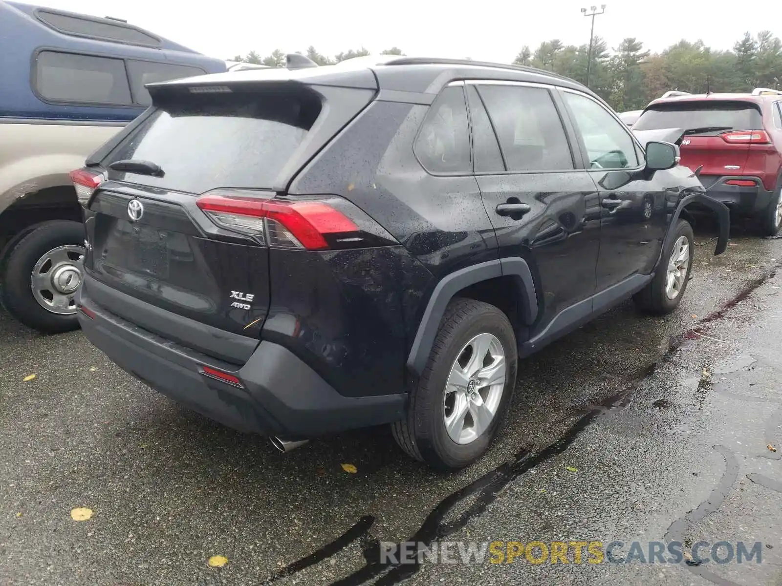 4 Photograph of a damaged car 2T3P1RFV7KC008695 TOYOTA RAV4 2019