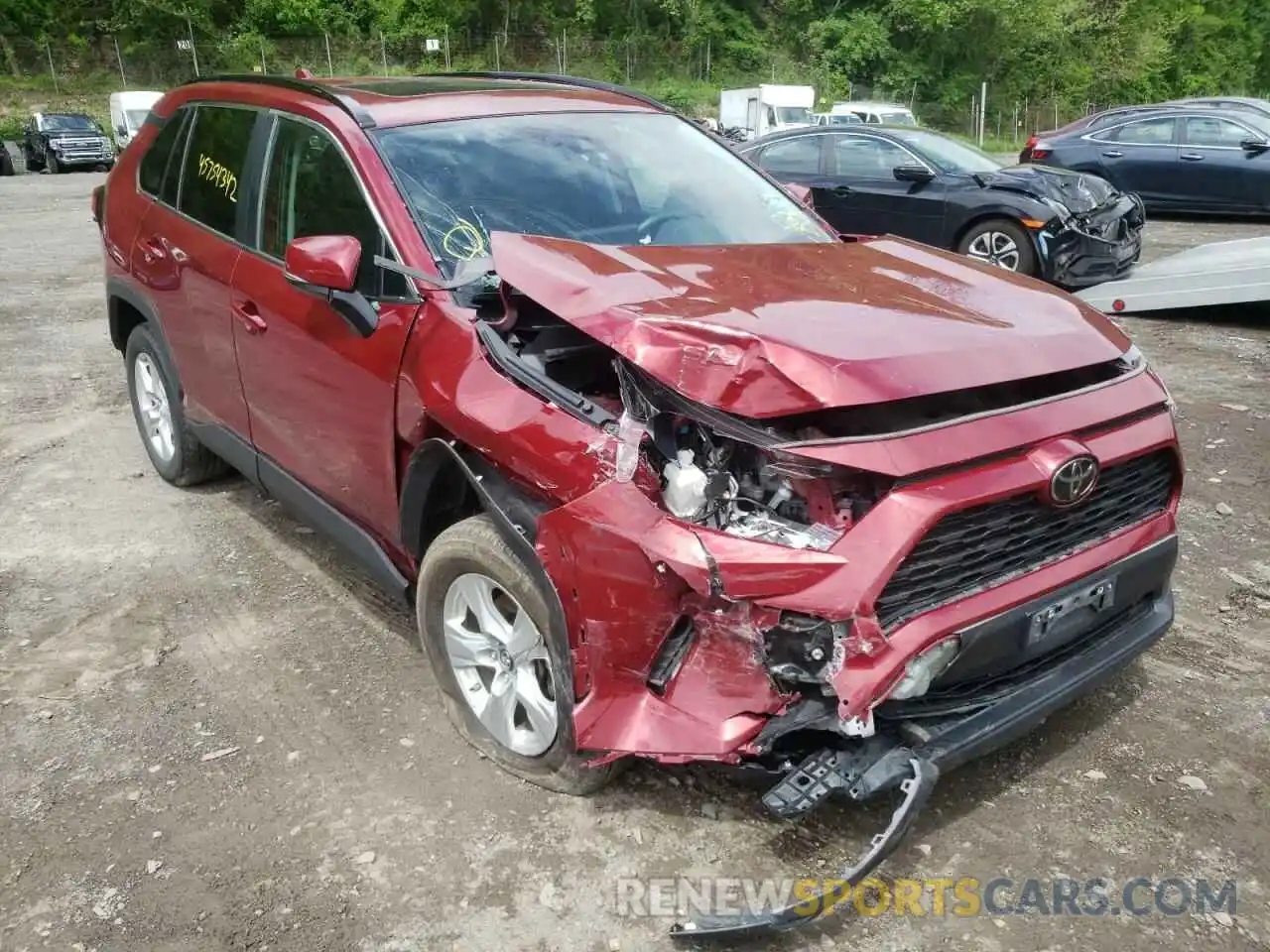 1 Photograph of a damaged car 2T3P1RFV7KC029630 TOYOTA RAV4 2019