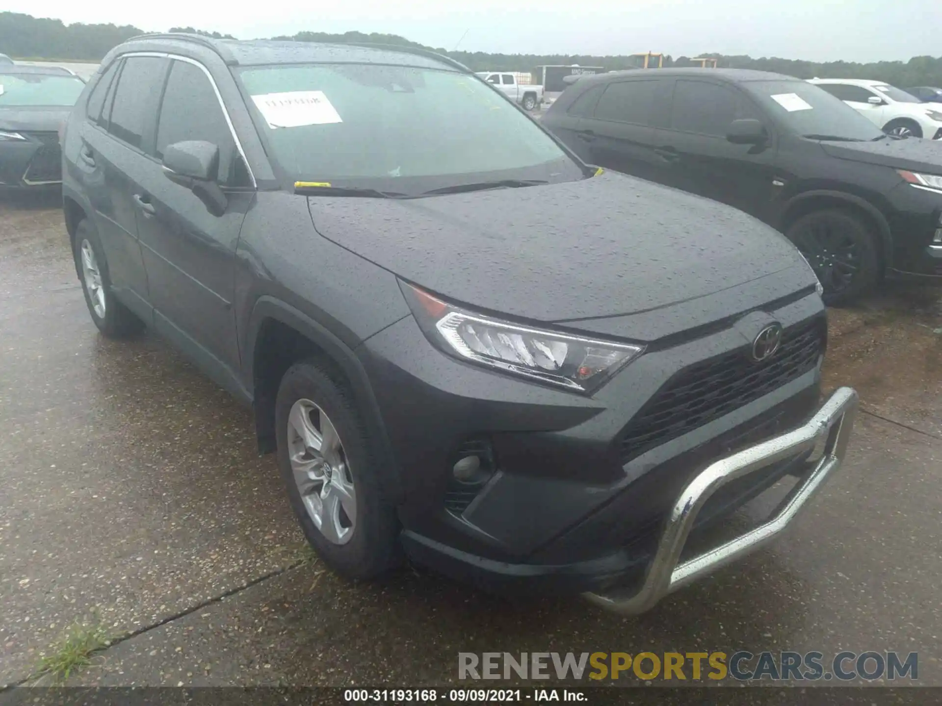 1 Photograph of a damaged car 2T3P1RFV7KC033287 TOYOTA RAV4 2019