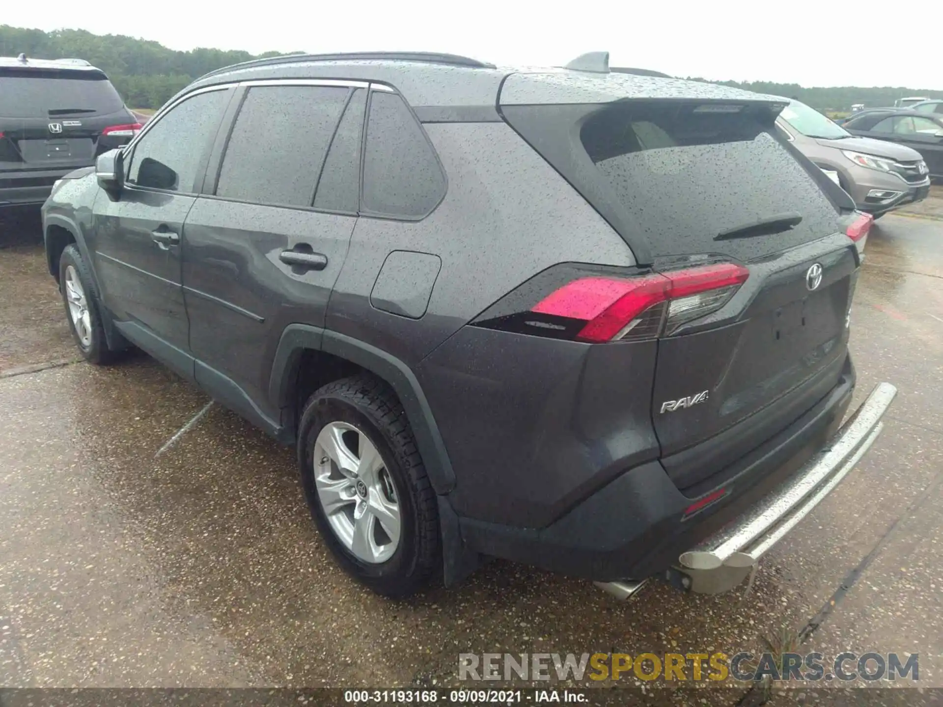 3 Photograph of a damaged car 2T3P1RFV7KC033287 TOYOTA RAV4 2019