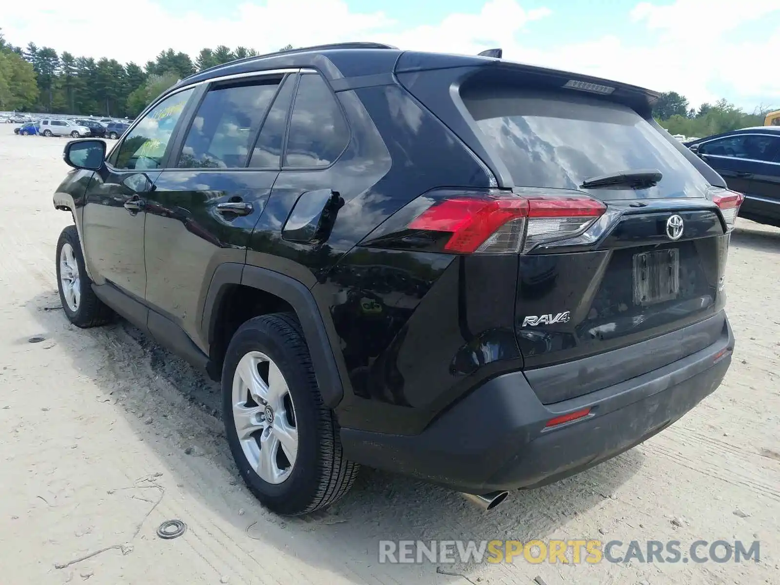 3 Photograph of a damaged car 2T3P1RFV7KC033824 TOYOTA RAV4 2019