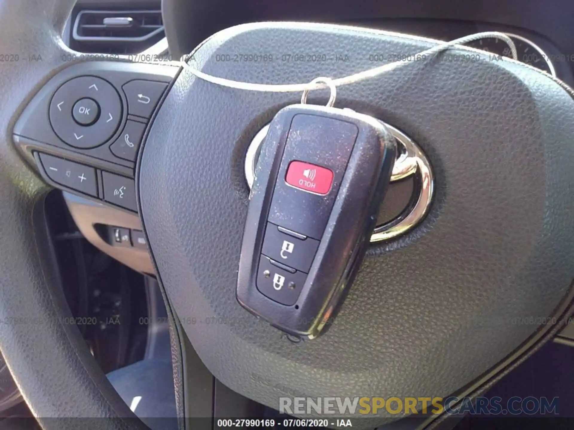 11 Photograph of a damaged car 2T3P1RFV7KC051241 TOYOTA RAV4 2019