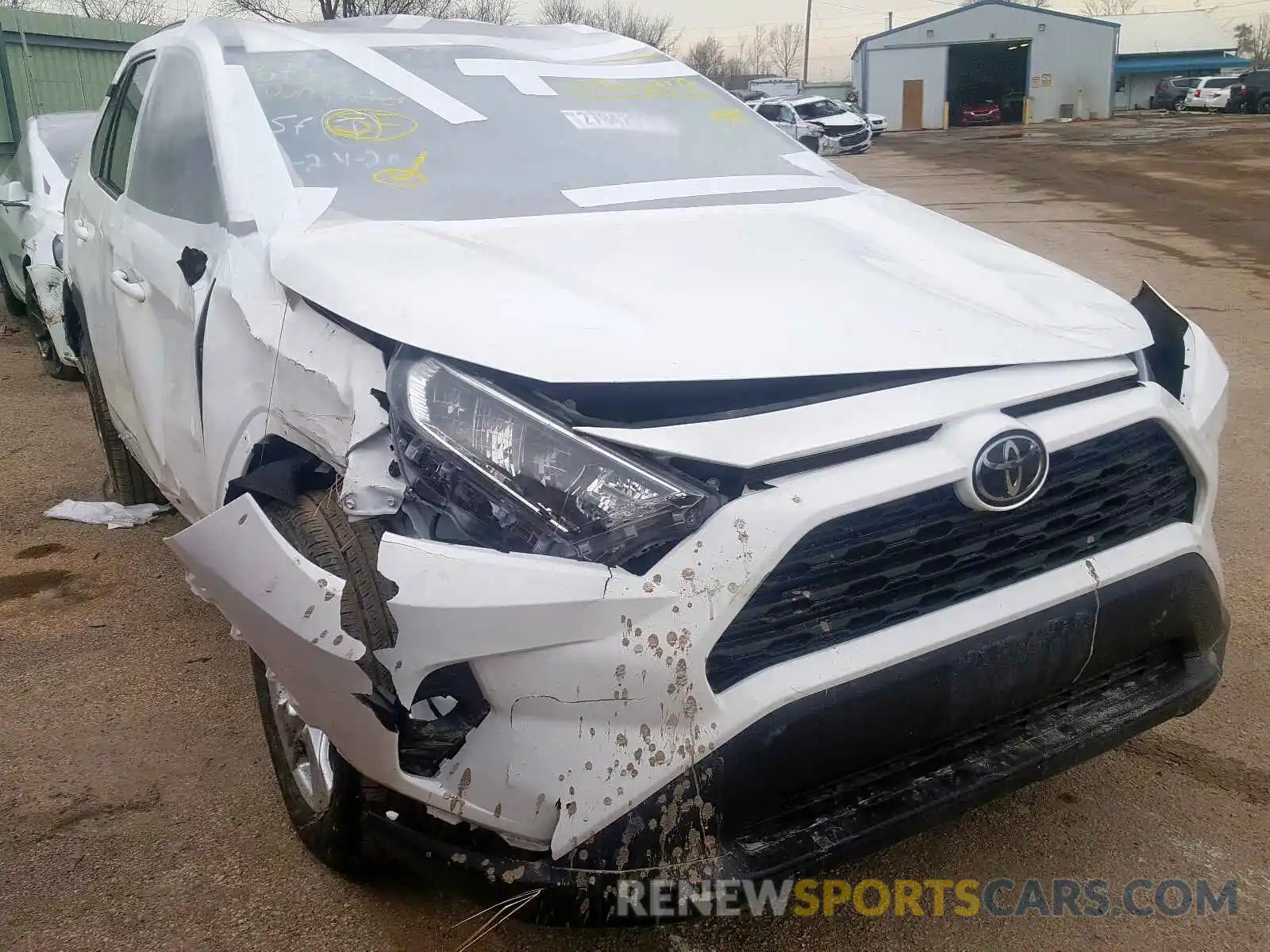 1 Photograph of a damaged car 2T3P1RFV7KW031487 TOYOTA RAV4 2019