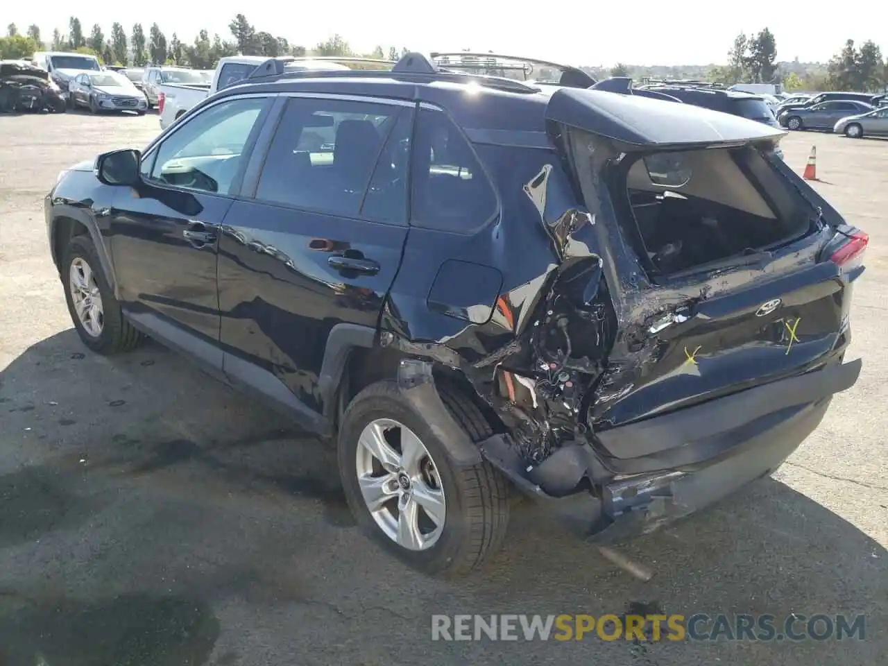 3 Photograph of a damaged car 2T3P1RFV7KW032719 TOYOTA RAV4 2019