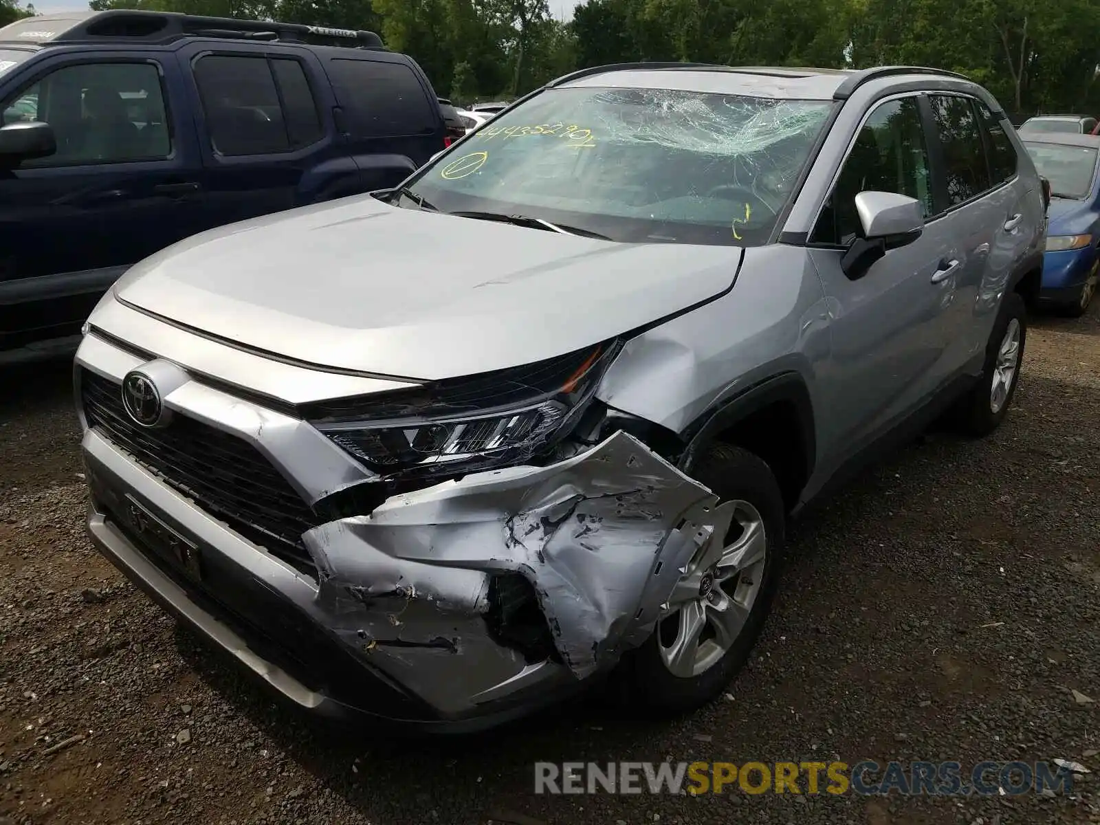 2 Photograph of a damaged car 2T3P1RFV7KW039833 TOYOTA RAV4 2019