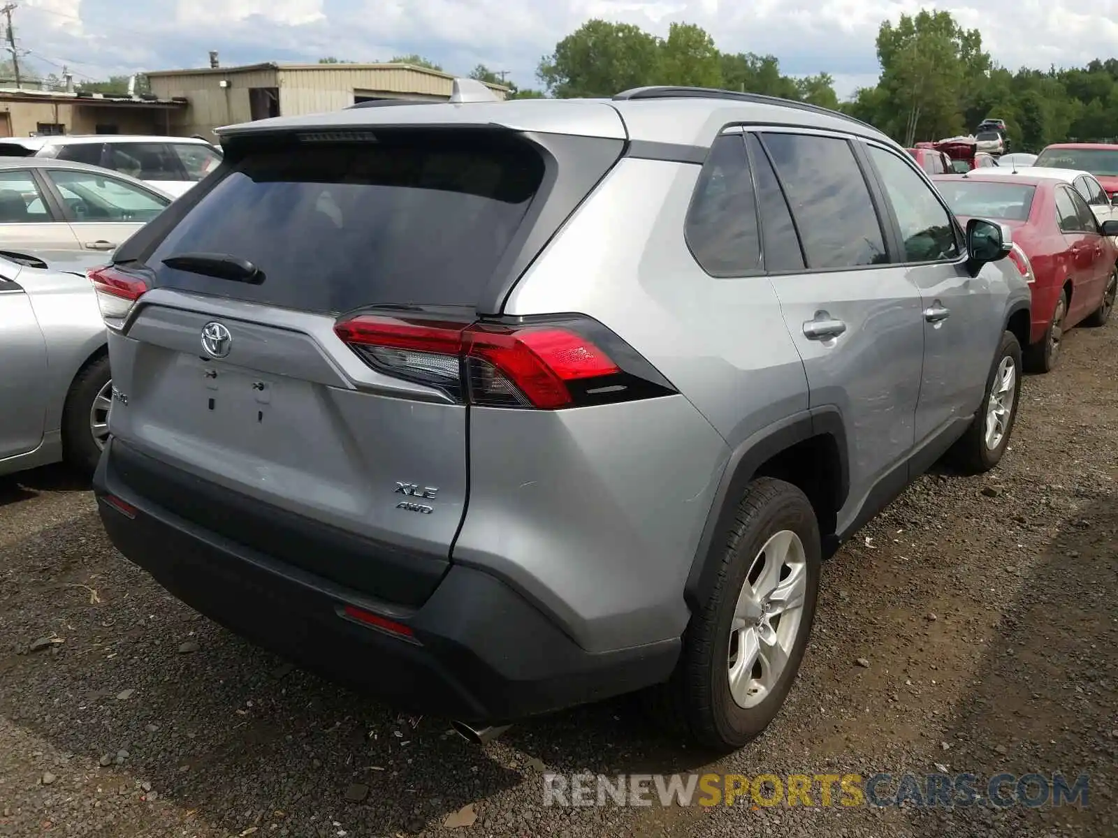 4 Photograph of a damaged car 2T3P1RFV7KW039833 TOYOTA RAV4 2019