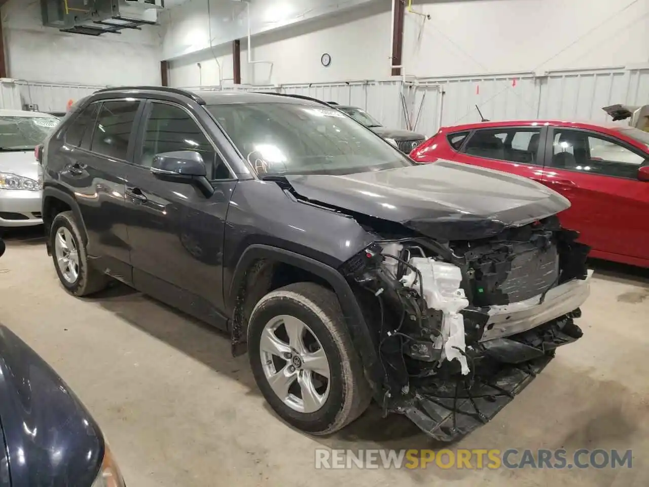 1 Photograph of a damaged car 2T3P1RFV7KW042196 TOYOTA RAV4 2019