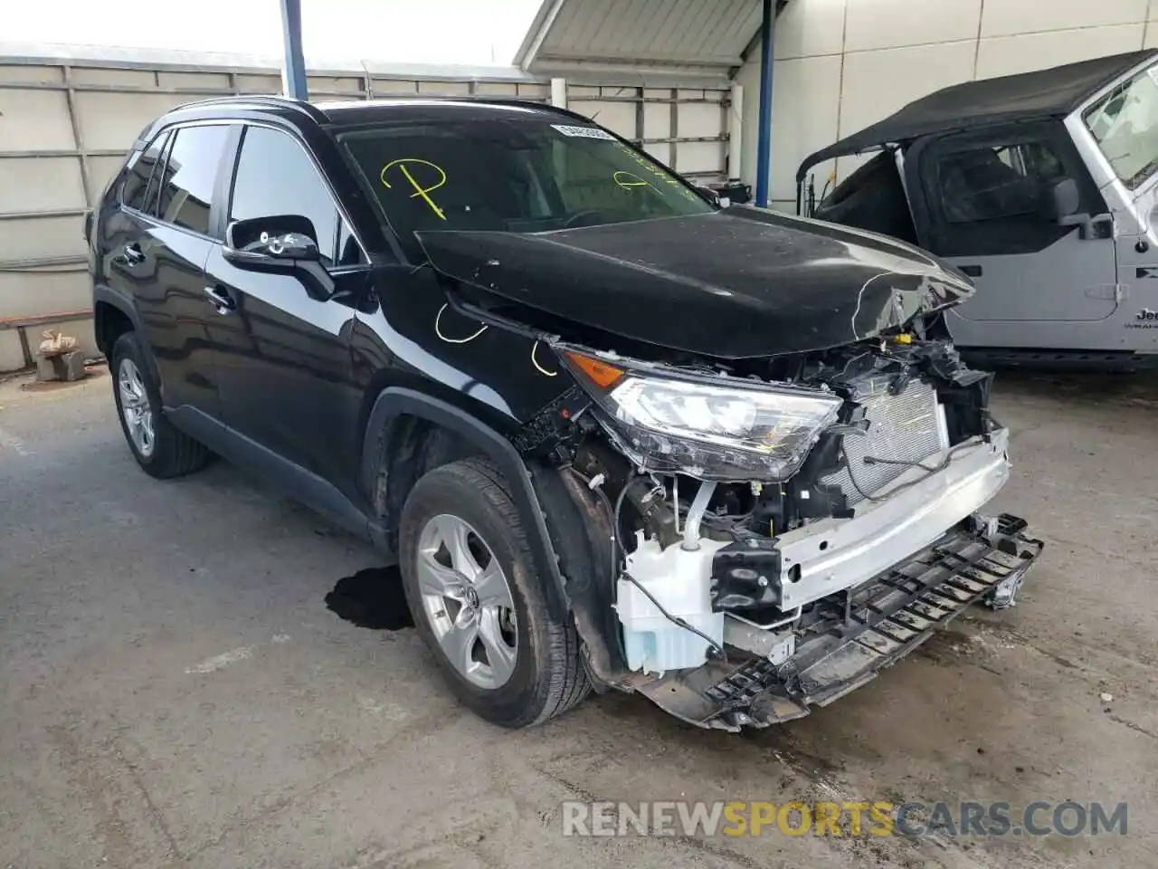 1 Photograph of a damaged car 2T3P1RFV7KW053683 TOYOTA RAV4 2019