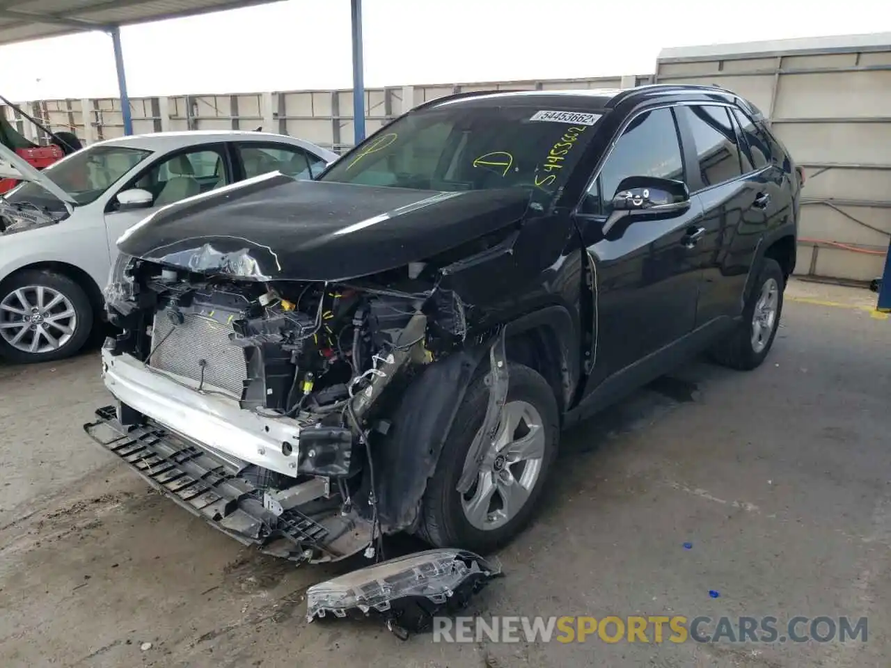 2 Photograph of a damaged car 2T3P1RFV7KW053683 TOYOTA RAV4 2019