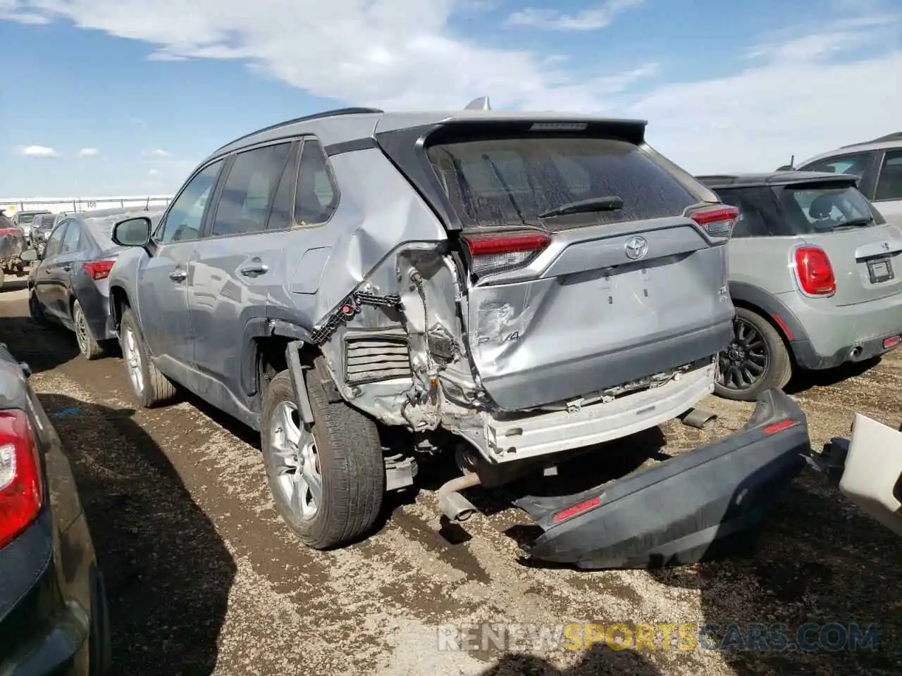 3 Photograph of a damaged car 2T3P1RFV7KW055501 TOYOTA RAV4 2019