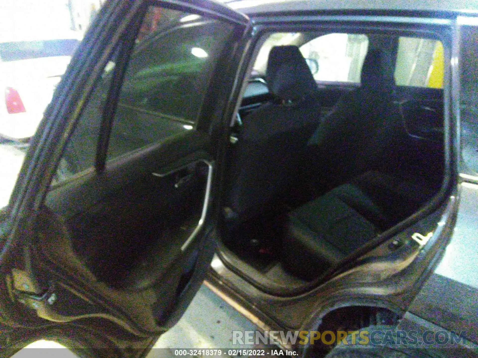 8 Фотография поврежденного автомобиля 2T3P1RFV7KW064621 TOYOTA RAV4 2019