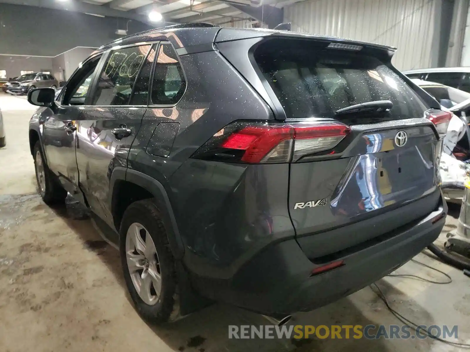 3 Фотография поврежденного автомобиля 2T3P1RFV7KW083041 TOYOTA RAV4 2019