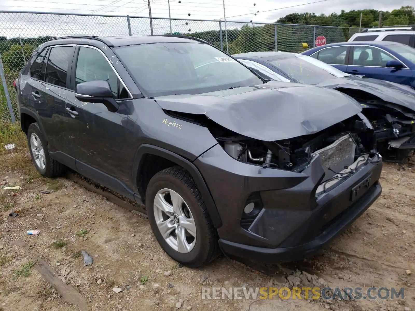 1 Photograph of a damaged car 2T3P1RFV8KC006793 TOYOTA RAV4 2019