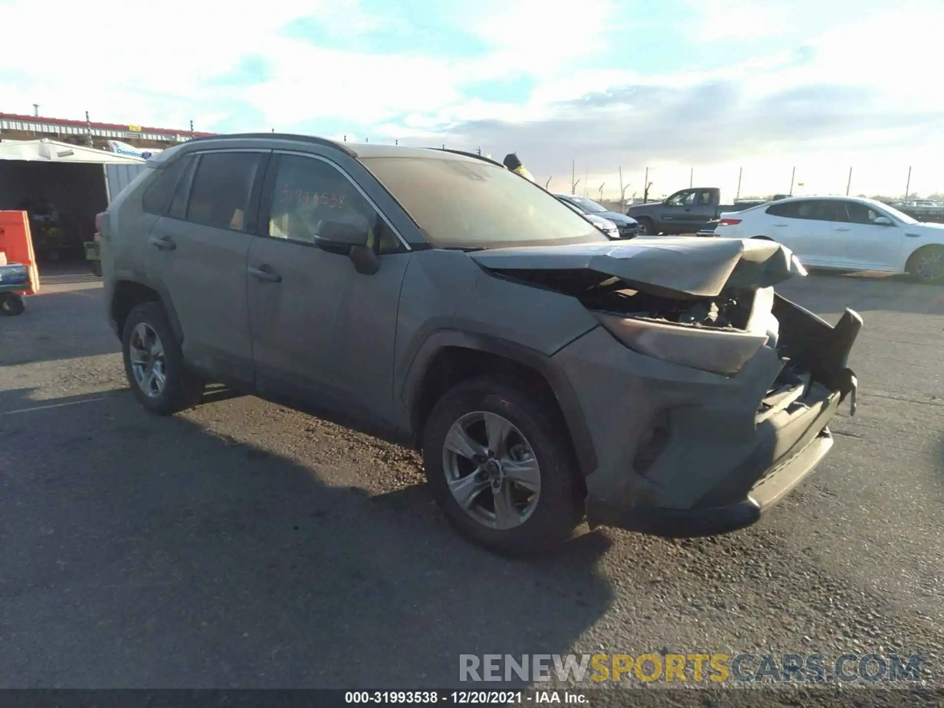 1 Photograph of a damaged car 2T3P1RFV8KC006888 TOYOTA RAV4 2019