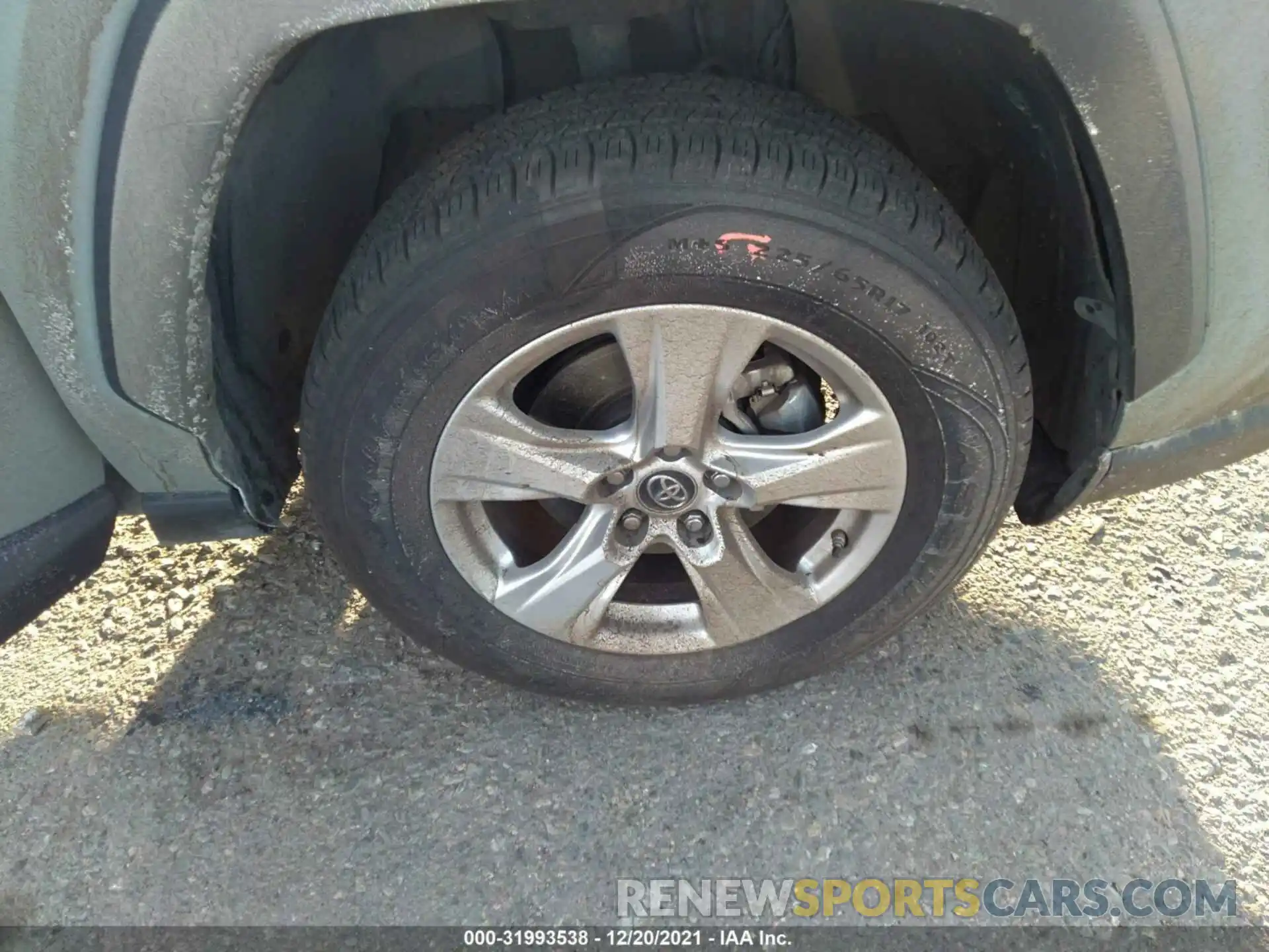 14 Photograph of a damaged car 2T3P1RFV8KC006888 TOYOTA RAV4 2019