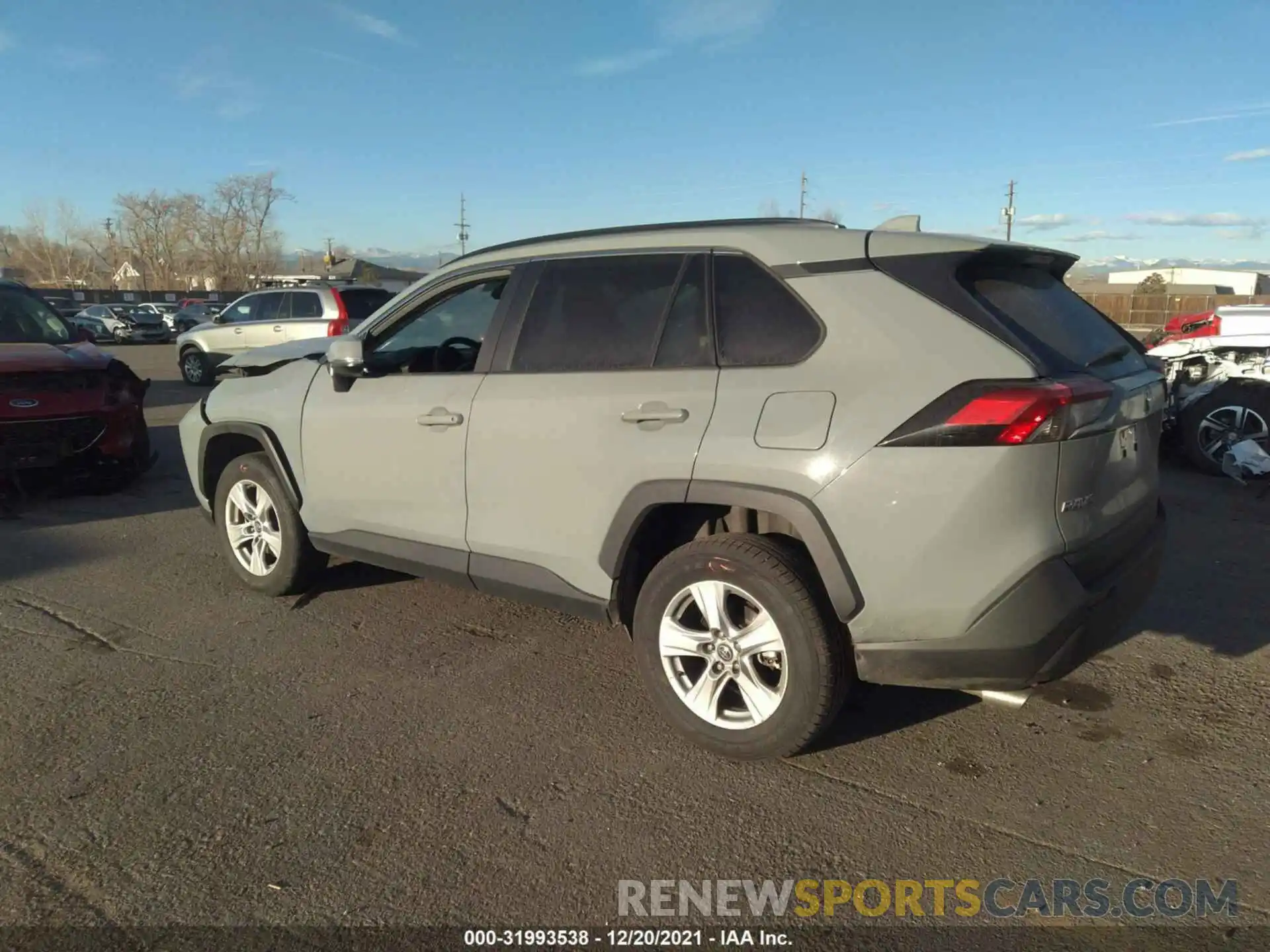 3 Photograph of a damaged car 2T3P1RFV8KC006888 TOYOTA RAV4 2019