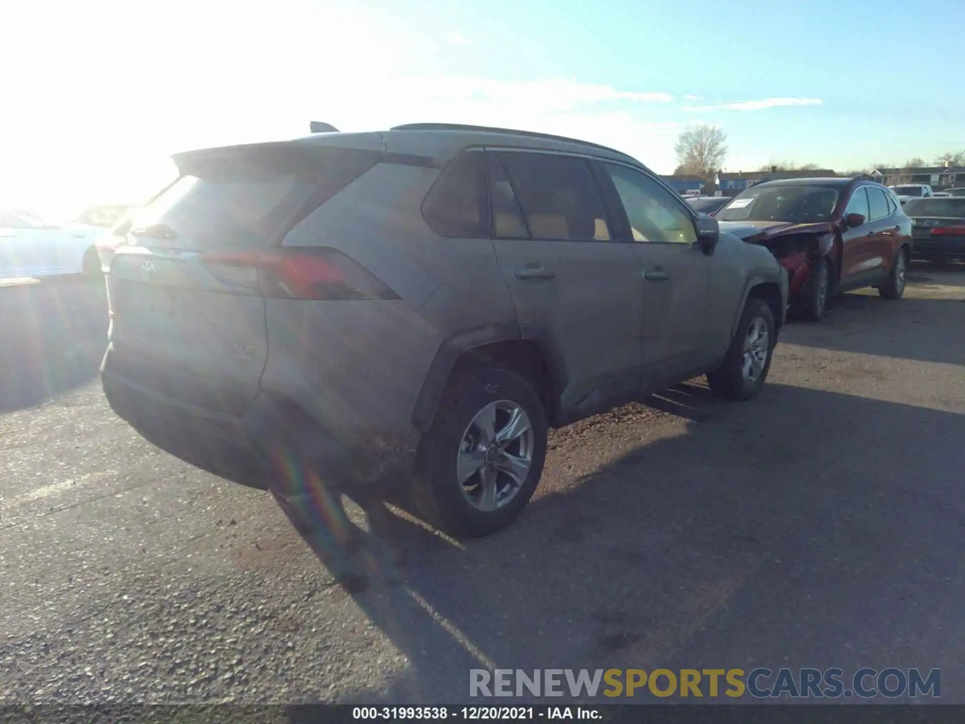 4 Photograph of a damaged car 2T3P1RFV8KC006888 TOYOTA RAV4 2019