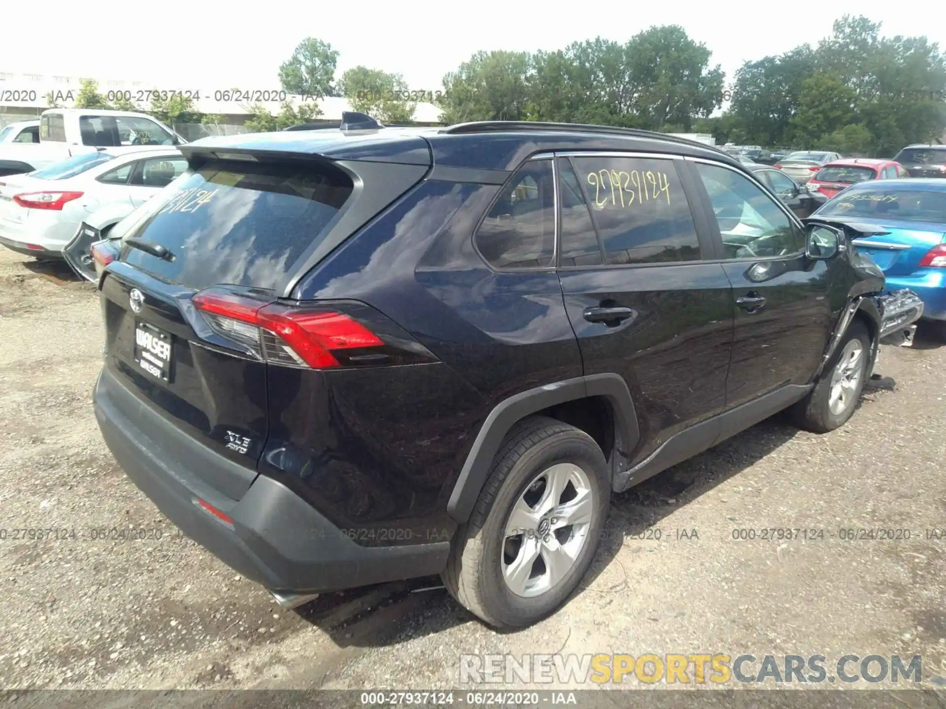 4 Фотография поврежденного автомобиля 2T3P1RFV8KC008379 TOYOTA RAV4 2019