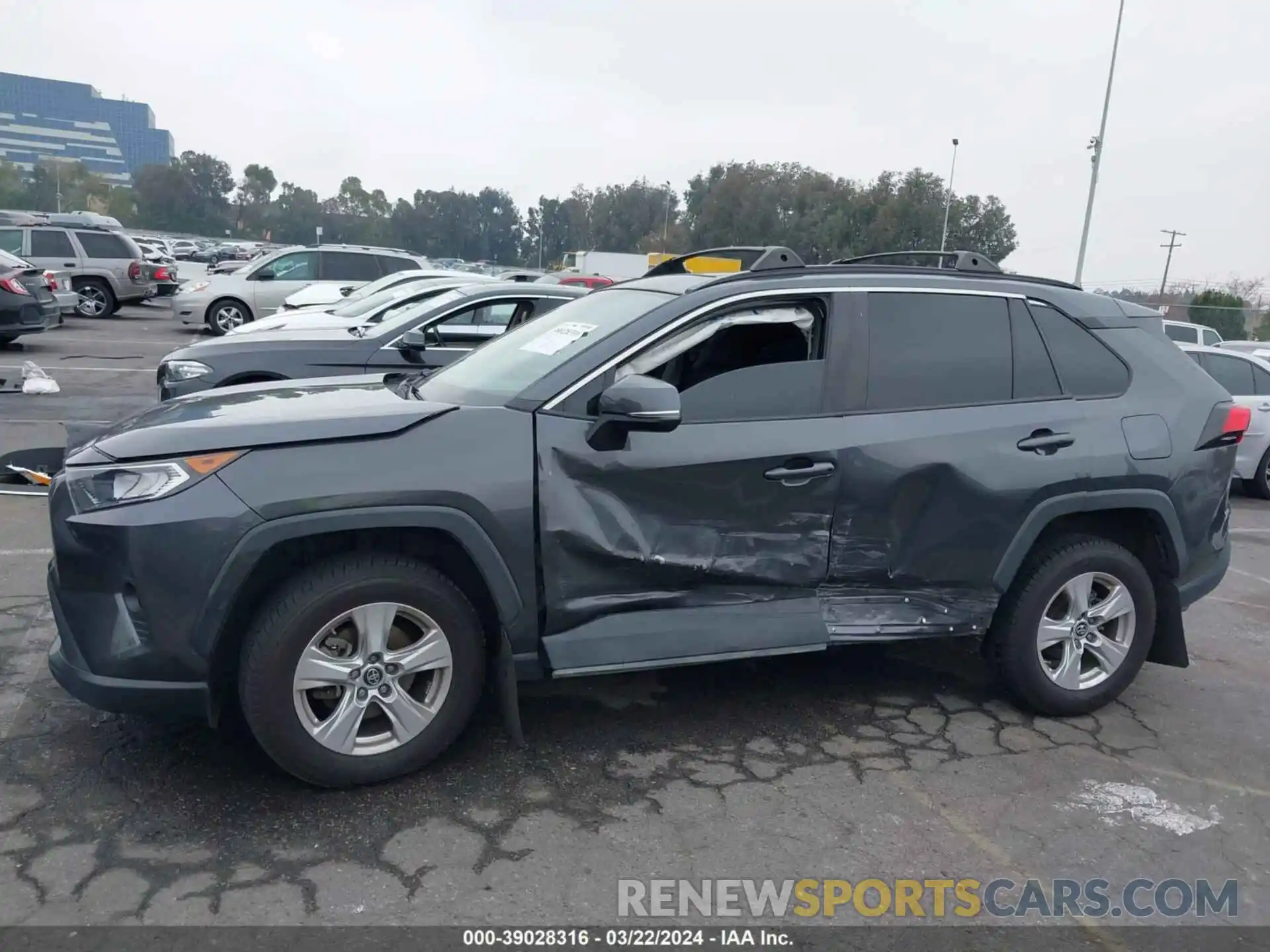 13 Photograph of a damaged car 2T3P1RFV8KC011590 TOYOTA RAV4 2019