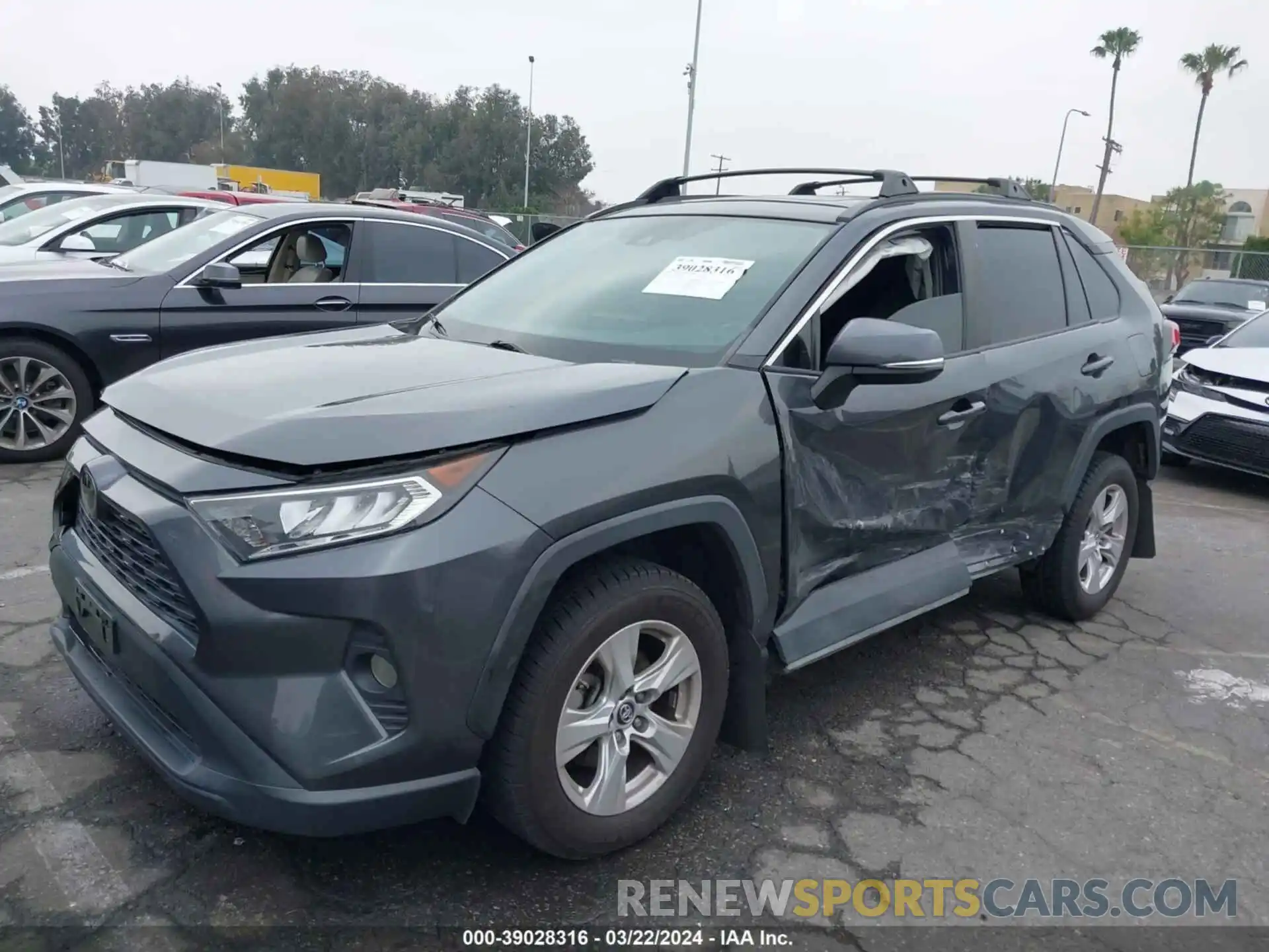 5 Photograph of a damaged car 2T3P1RFV8KC011590 TOYOTA RAV4 2019