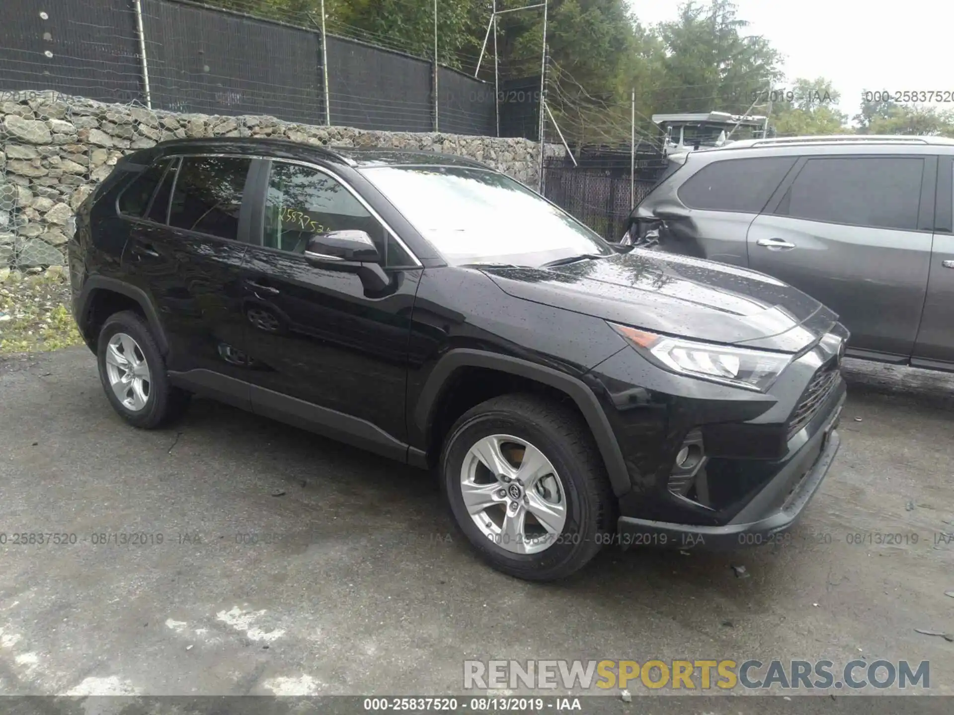 1 Photograph of a damaged car 2T3P1RFV8KC012674 TOYOTA RAV4 2019